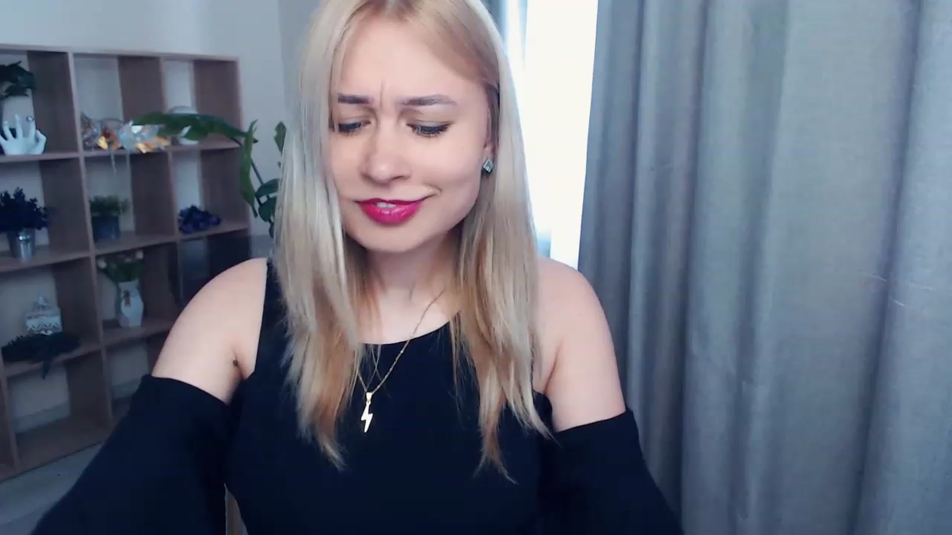 Gallery image thumbnail from Kukla_kolduna's myfreecams stream on, 06/05/2023, 14:51 image 11 of 20