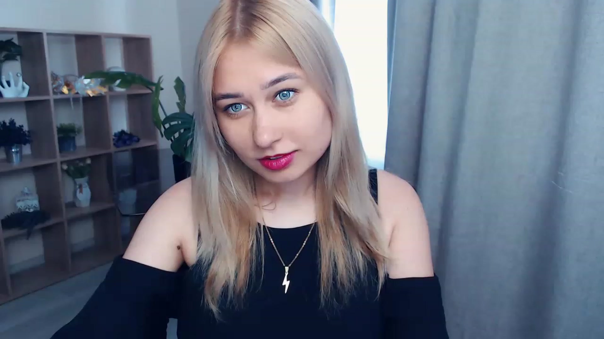 Gallery image thumbnail from Kukla_kolduna's myfreecams stream on, 06/05/2023, 14:51 image 7 of 20