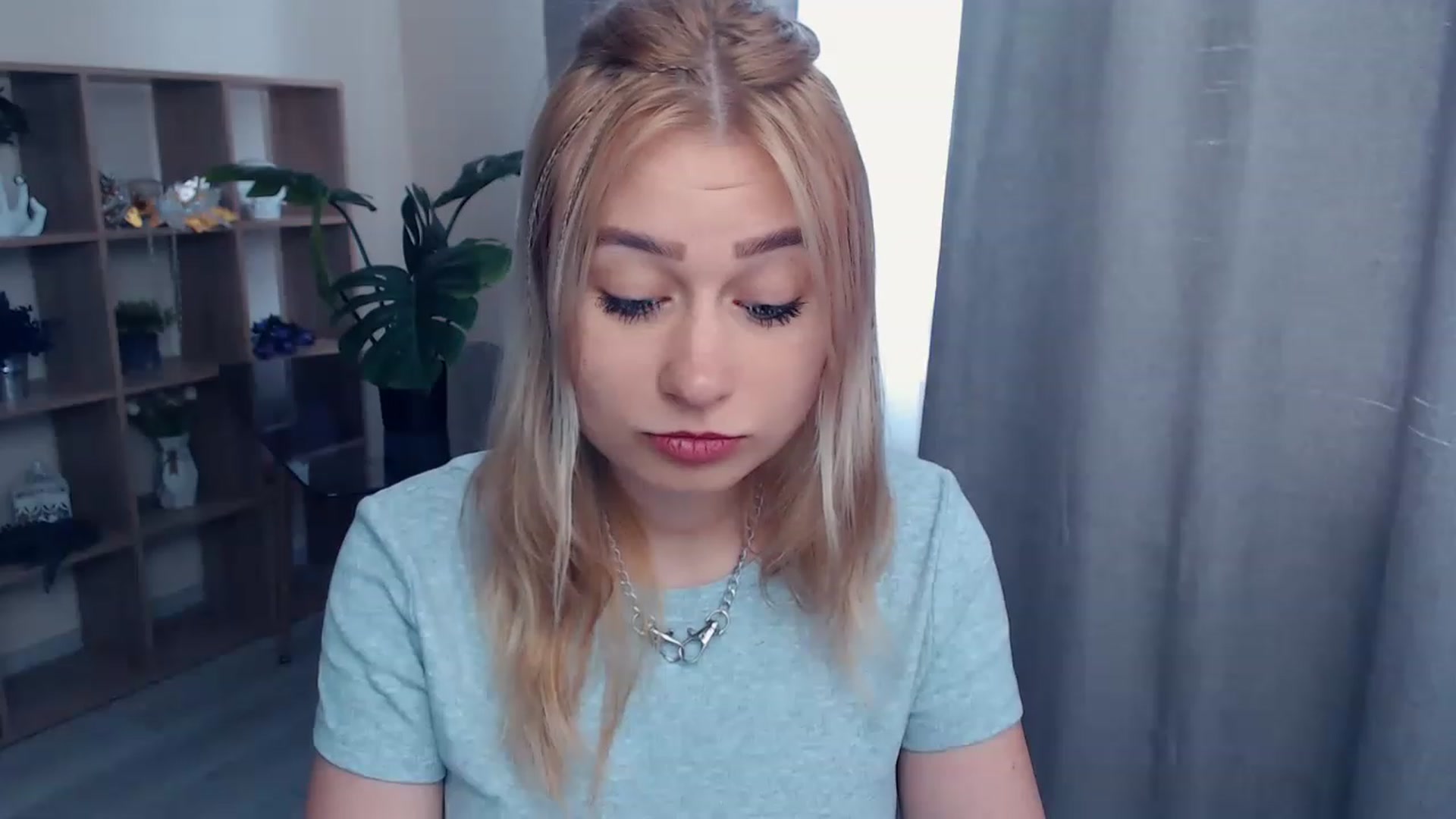 Gallery image thumbnail from Kukla_kolduna's myfreecams stream on, 06/08/2023, 10:24 image 18 of 20