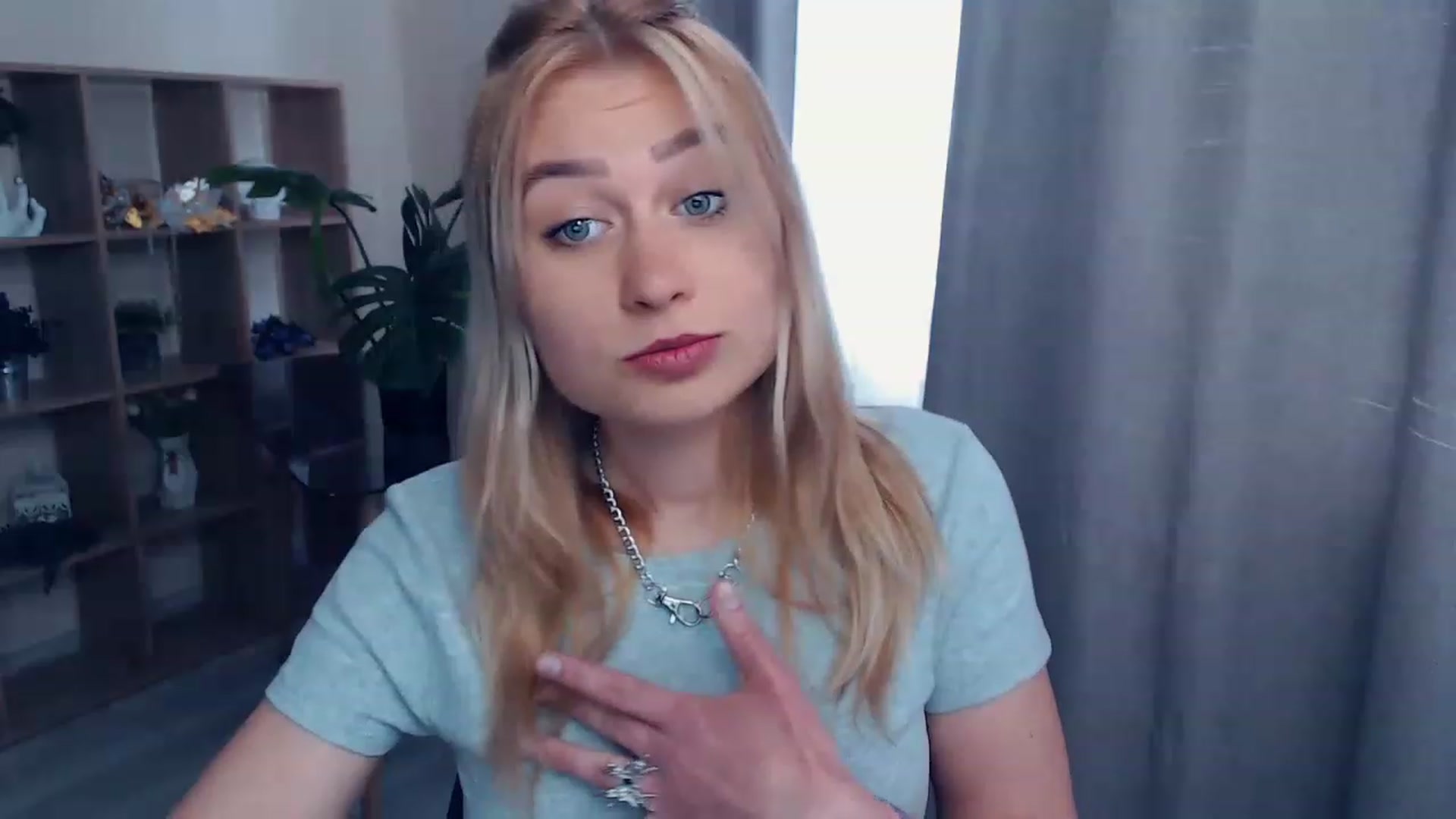 Gallery image thumbnail from Kukla_kolduna's myfreecams stream on, 06/08/2023, 10:24 image 7 of 20