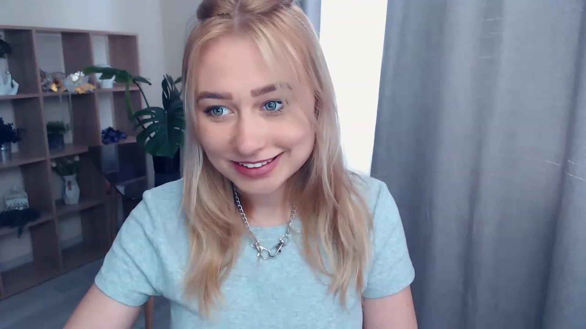 Gallery image thumbnail from Kukla_kolduna's myfreecams stream on, 06/08/2023, 10:24 image 5 of 20