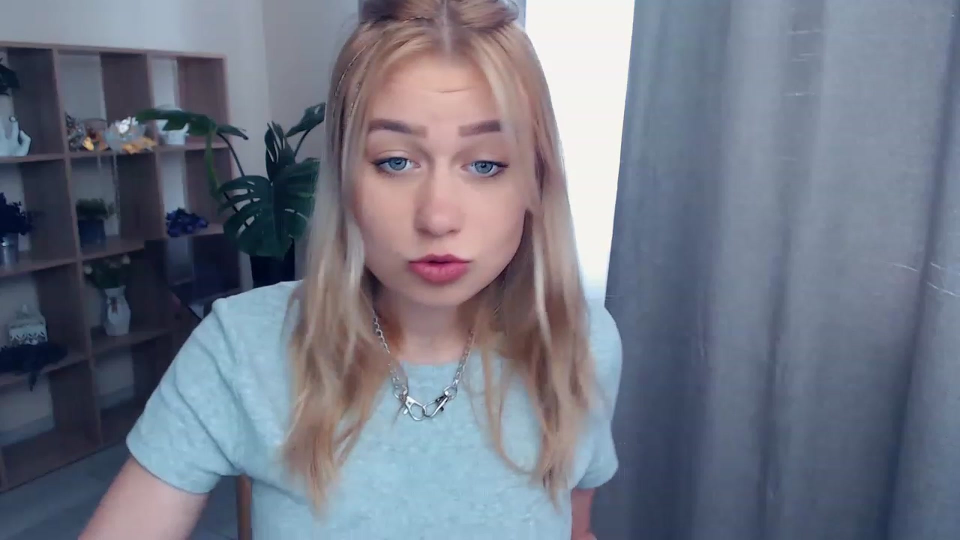 Gallery image thumbnail from Kukla_kolduna's myfreecams stream on, 06/08/2023, 10:24 image 6 of 20