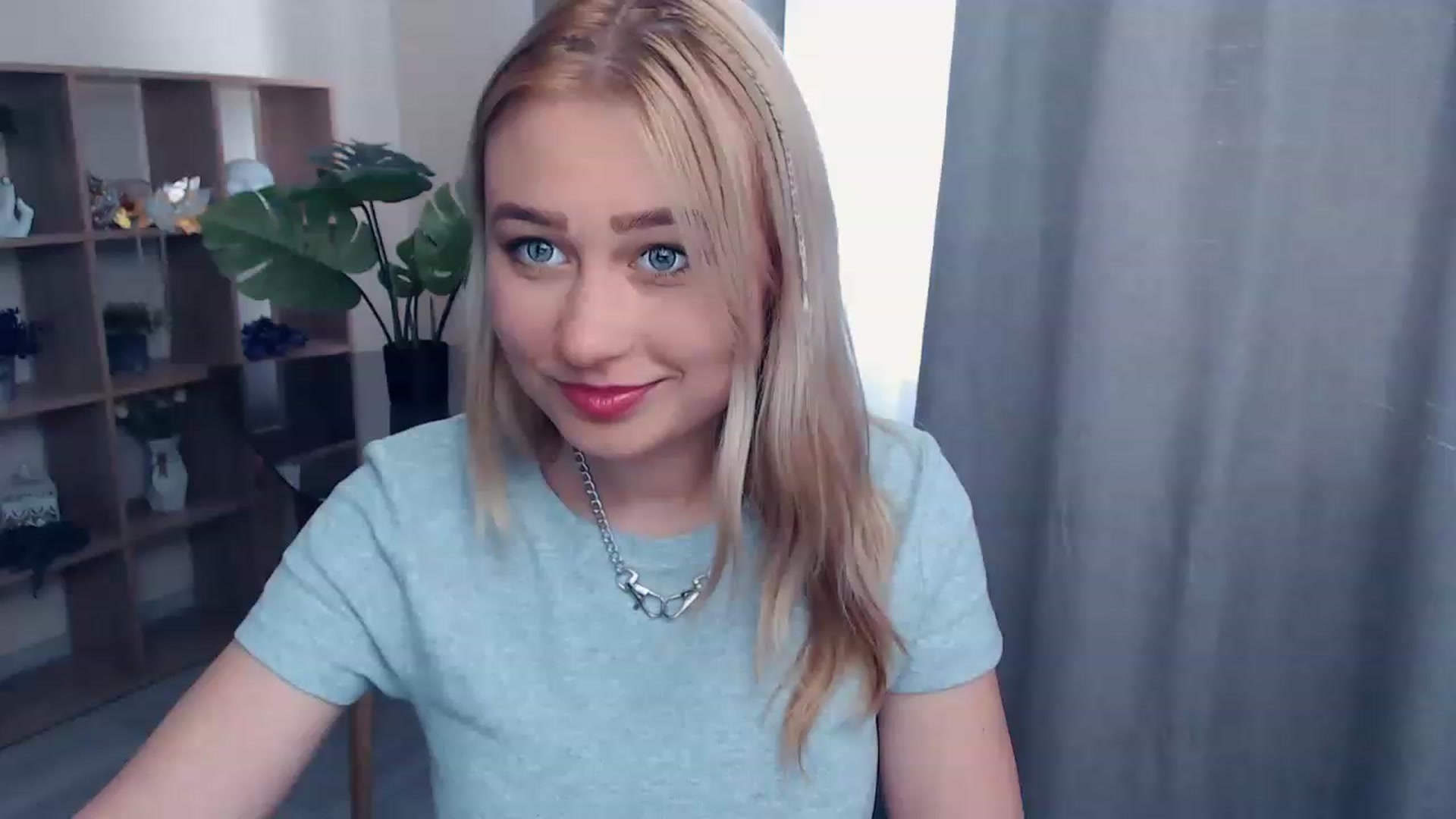 Gallery image thumbnail from Kukla_kolduna's myfreecams stream on, 06/08/2023, 15:13 image 7 of 20