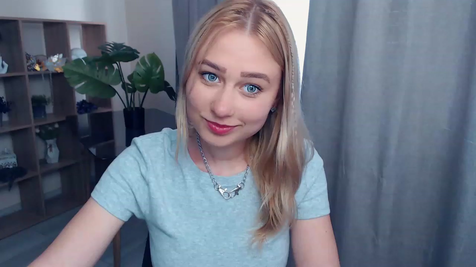 Gallery image thumbnail from Kukla_kolduna's myfreecams stream on, 06/08/2023, 15:13 image 18 of 20