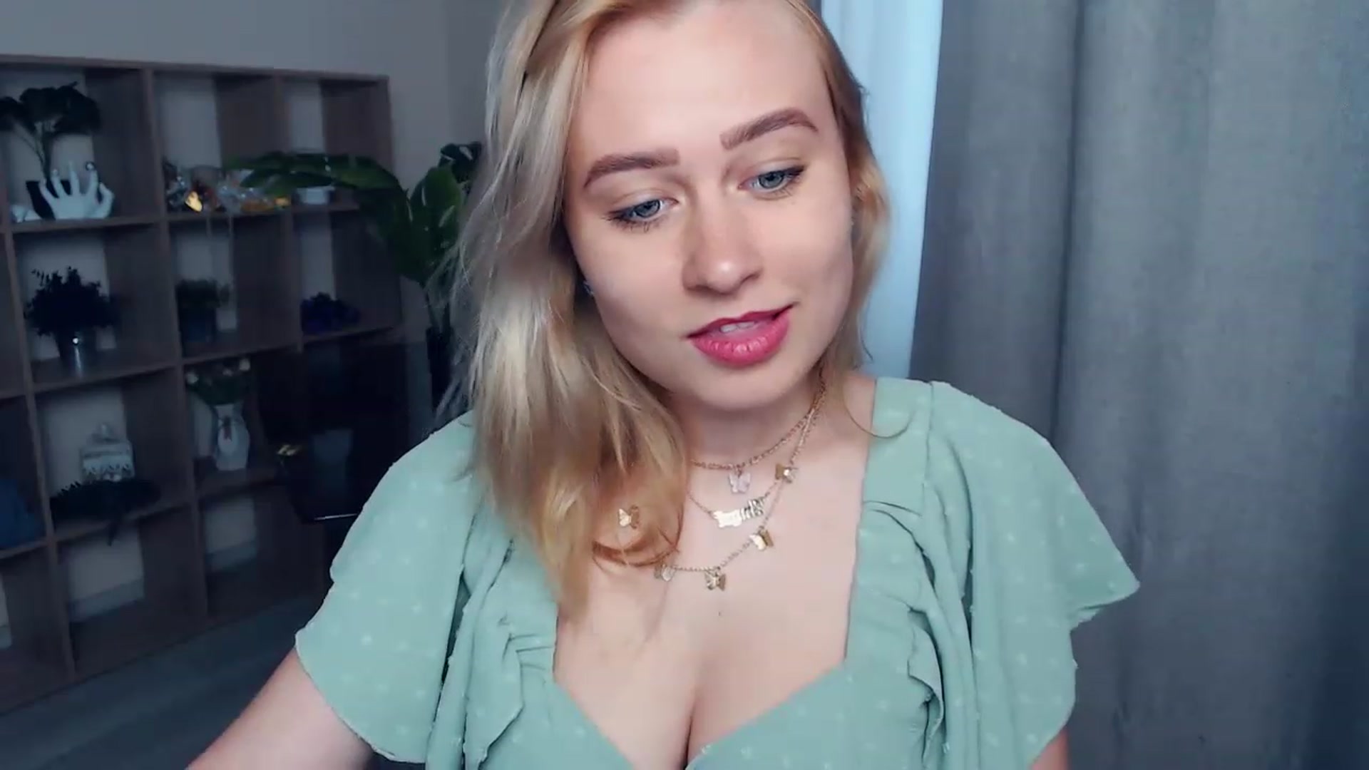 Gallery image thumbnail from Kukla_kolduna's myfreecams stream on, 06/10/2023, 15:34 image 20 of 20
