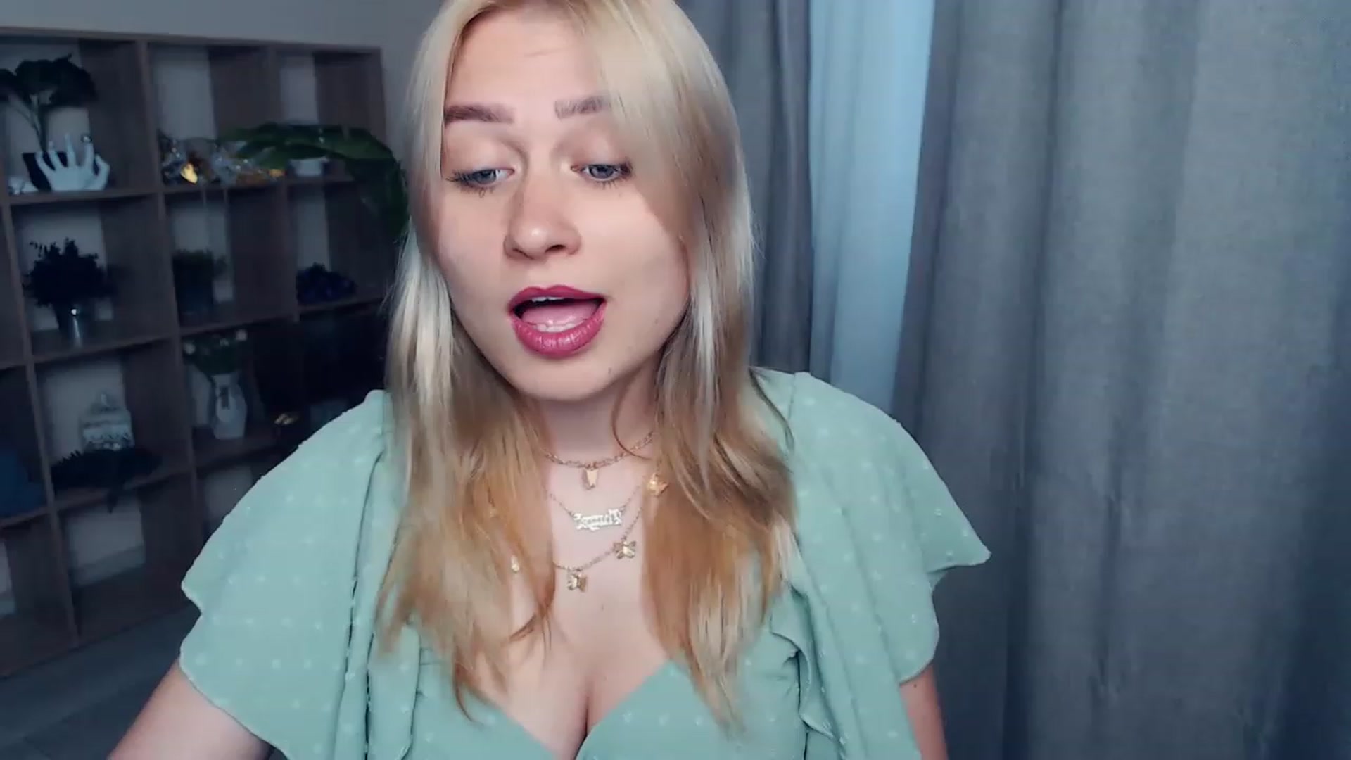 Gallery image thumbnail from Kukla_kolduna's myfreecams stream on, 06/10/2023, 15:34 image 1 of 20