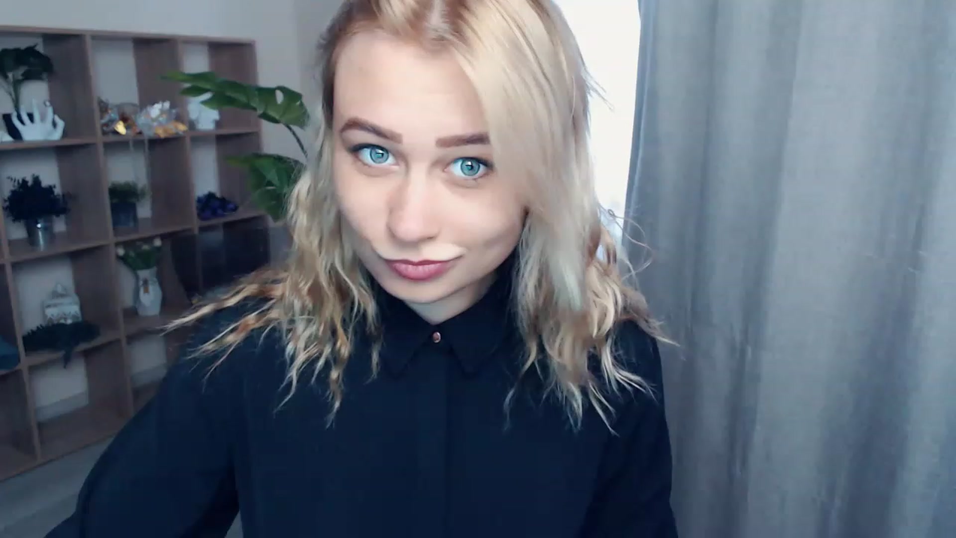 Gallery image thumbnail from Kukla_kolduna's myfreecams stream on, 06/11/2023, 14:39 image 9 of 20