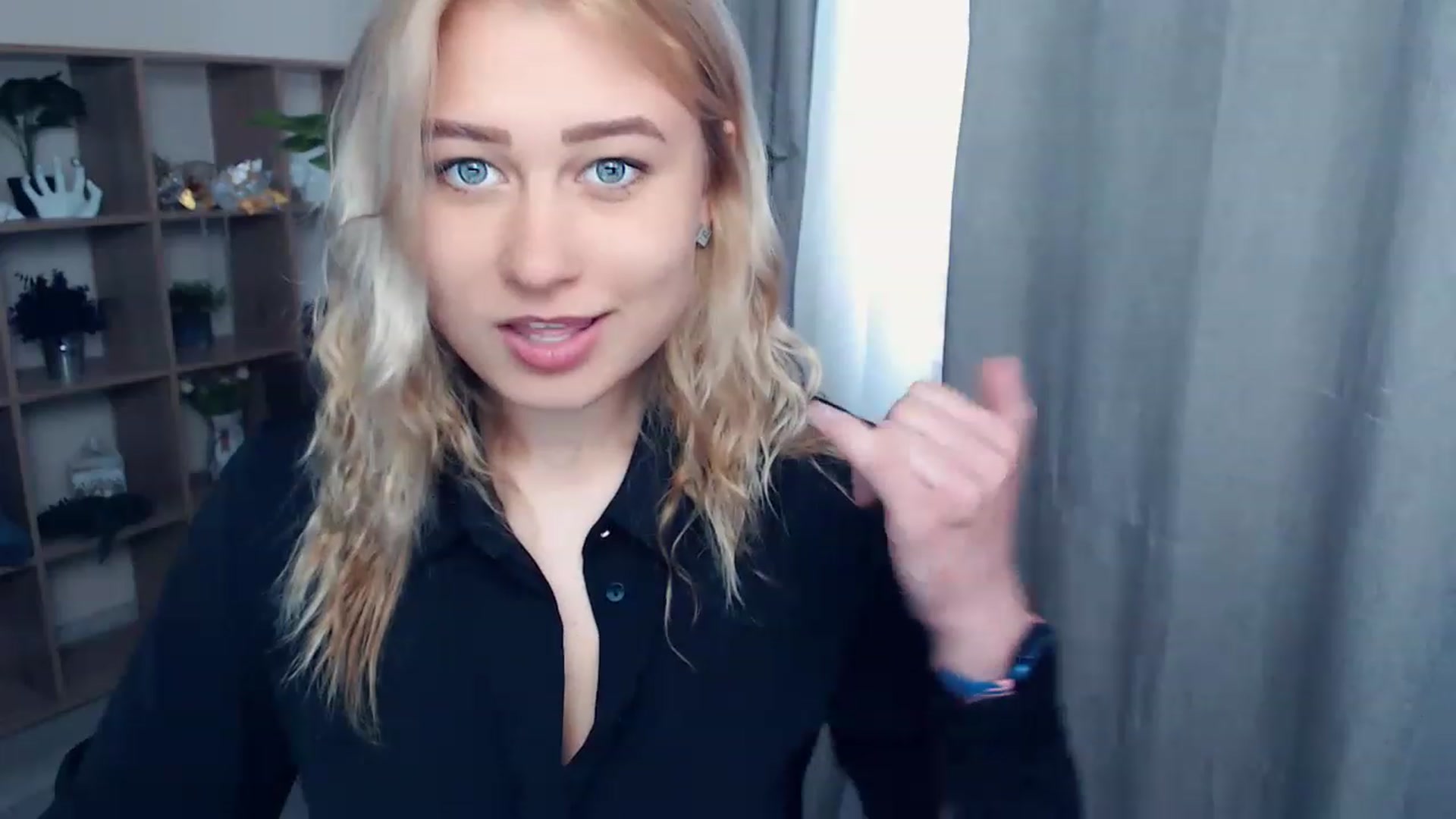Gallery image thumbnail from Kukla_kolduna's myfreecams stream on, 06/11/2023, 14:39 image 3 of 20
