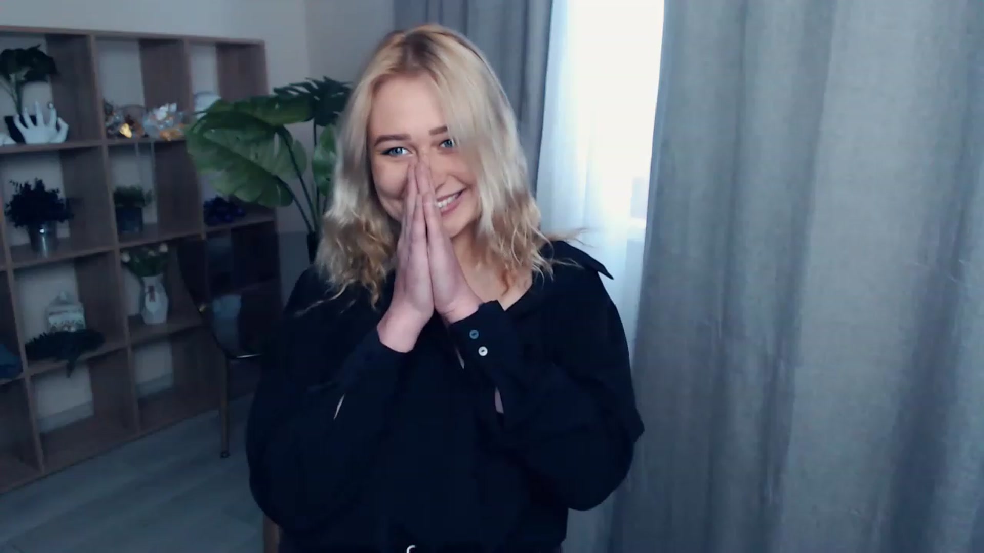 Gallery image thumbnail from Kukla_kolduna's myfreecams stream on, 06/11/2023, 14:39 image 20 of 20