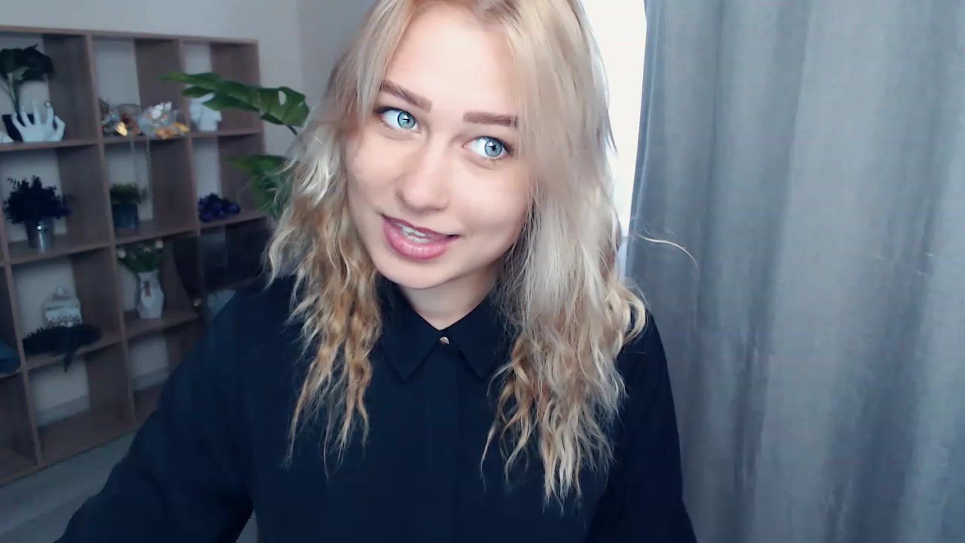 Gallery image thumbnail from Kukla_kolduna's myfreecams stream on, 06/11/2023, 14:39 image 10 of 20