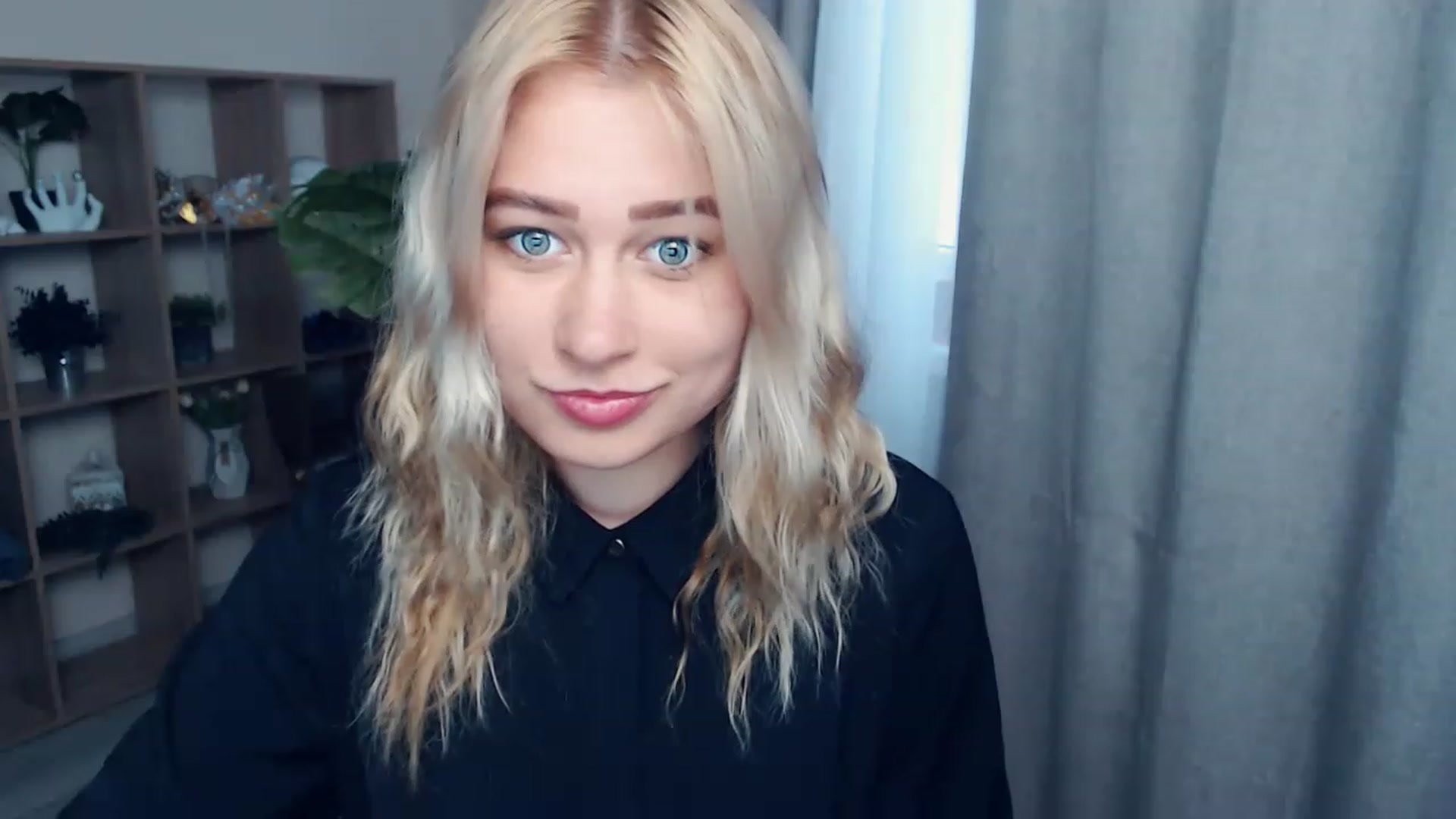 Gallery image thumbnail from Kukla_kolduna's myfreecams stream on, 06/11/2023, 16:24 image 10 of 20