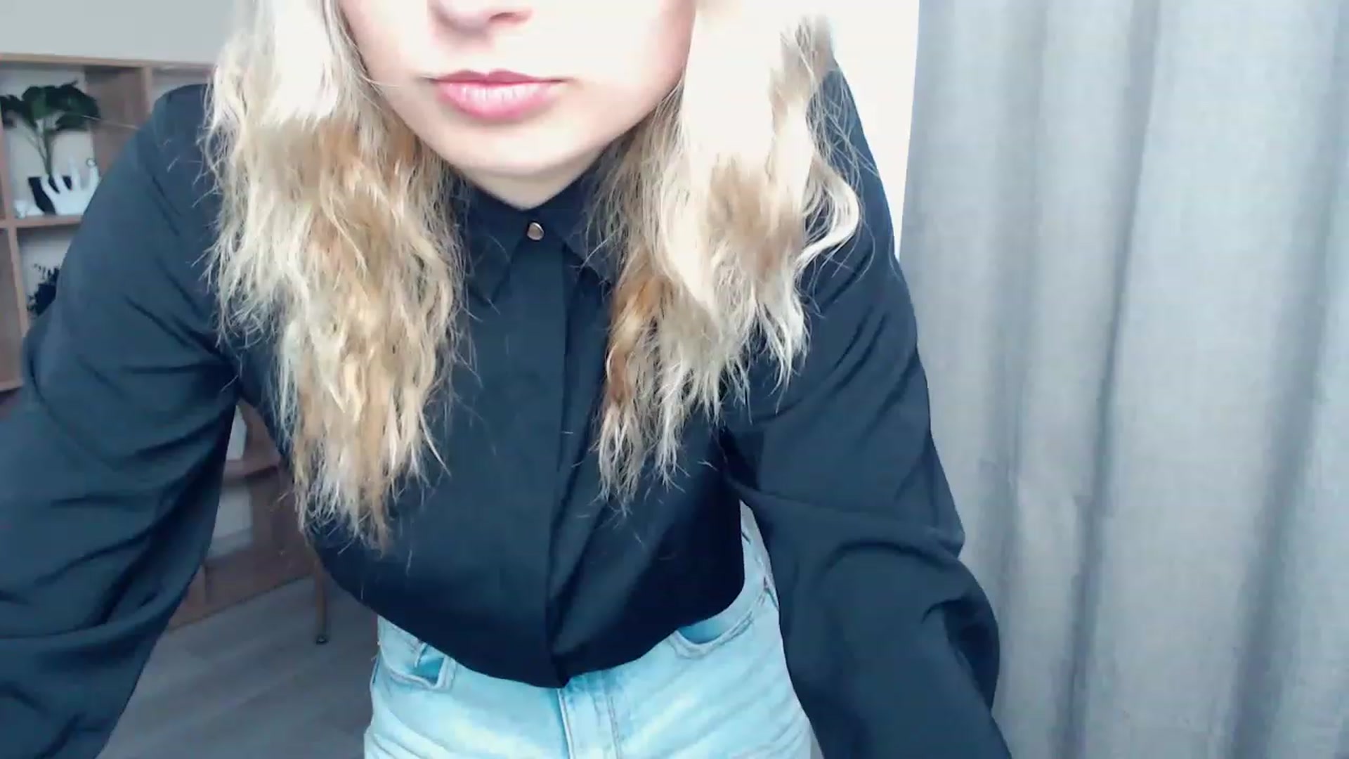 Gallery image thumbnail from Kukla_kolduna's myfreecams stream on, 06/11/2023, 16:24 image 18 of 20