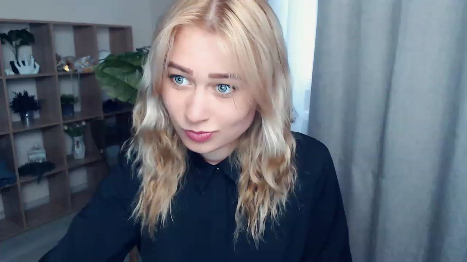 Gallery image thumbnail from Kukla_kolduna's myfreecams stream on, 06/11/2023, 16:24 image 19 of 20