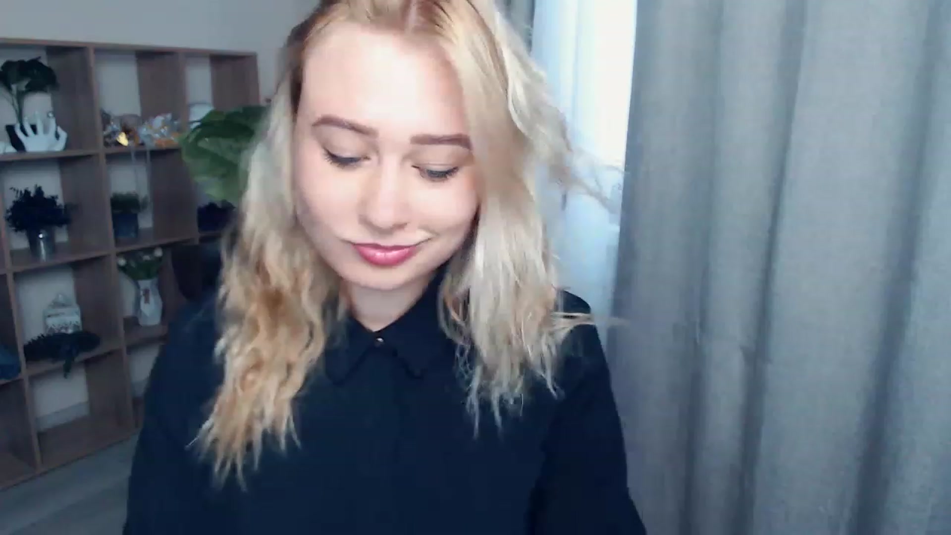 Gallery image thumbnail from Kukla_kolduna's myfreecams stream on, 06/11/2023, 16:24 image 5 of 20
