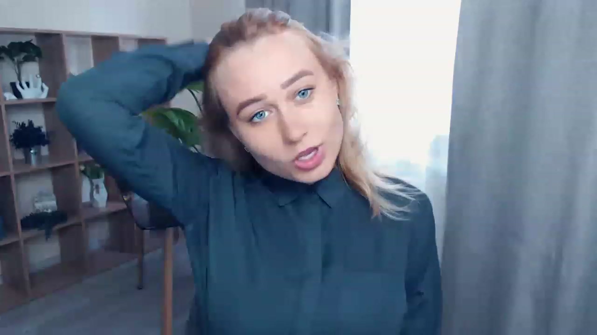 Gallery image thumbnail from Kukla_kolduna's myfreecams stream on, 06/12/2023, 14:30 image 16 of 20