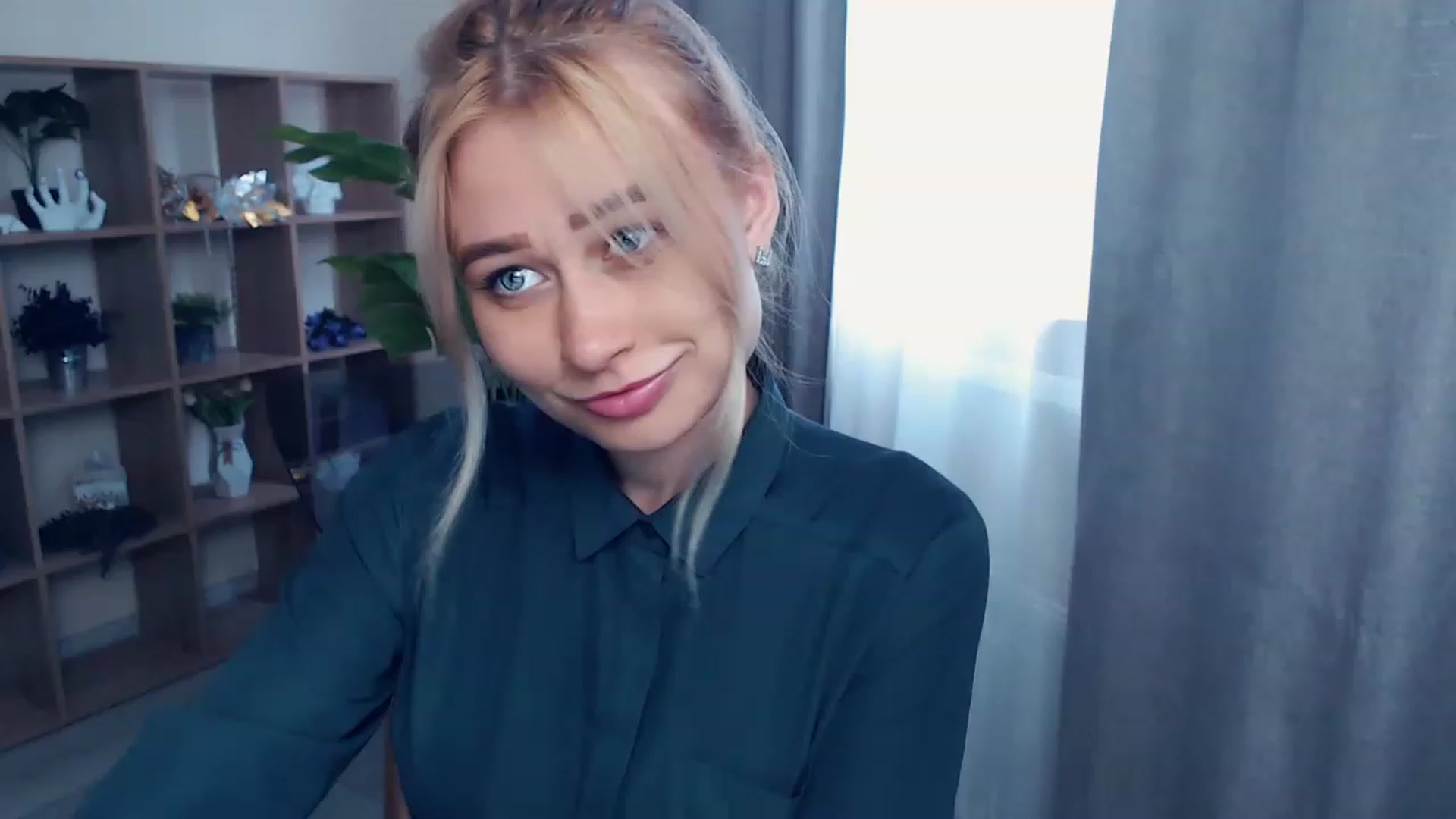 Gallery image thumbnail from Kukla_kolduna's myfreecams stream on, 06/12/2023, 14:30 image 12 of 20