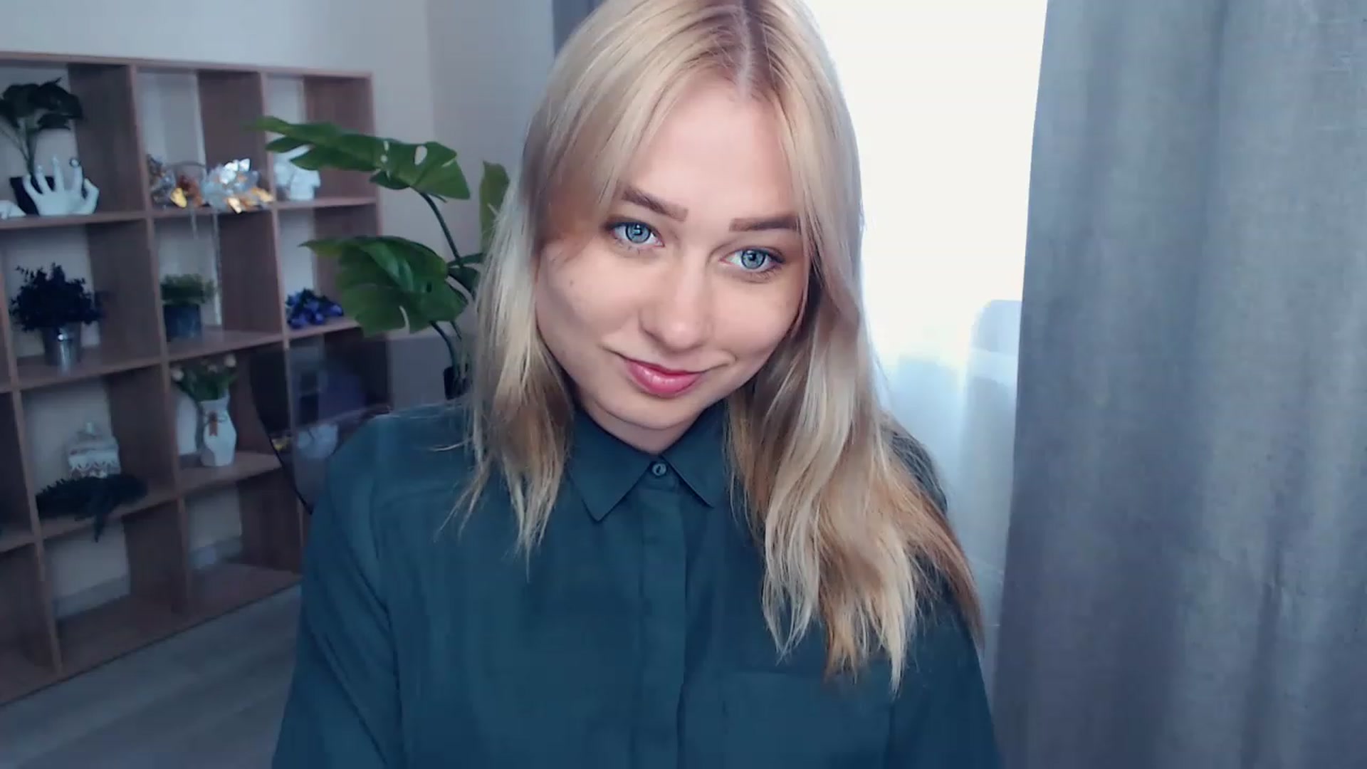Gallery image thumbnail from Kukla_kolduna's myfreecams stream on, 06/12/2023, 14:30 image 1 of 20