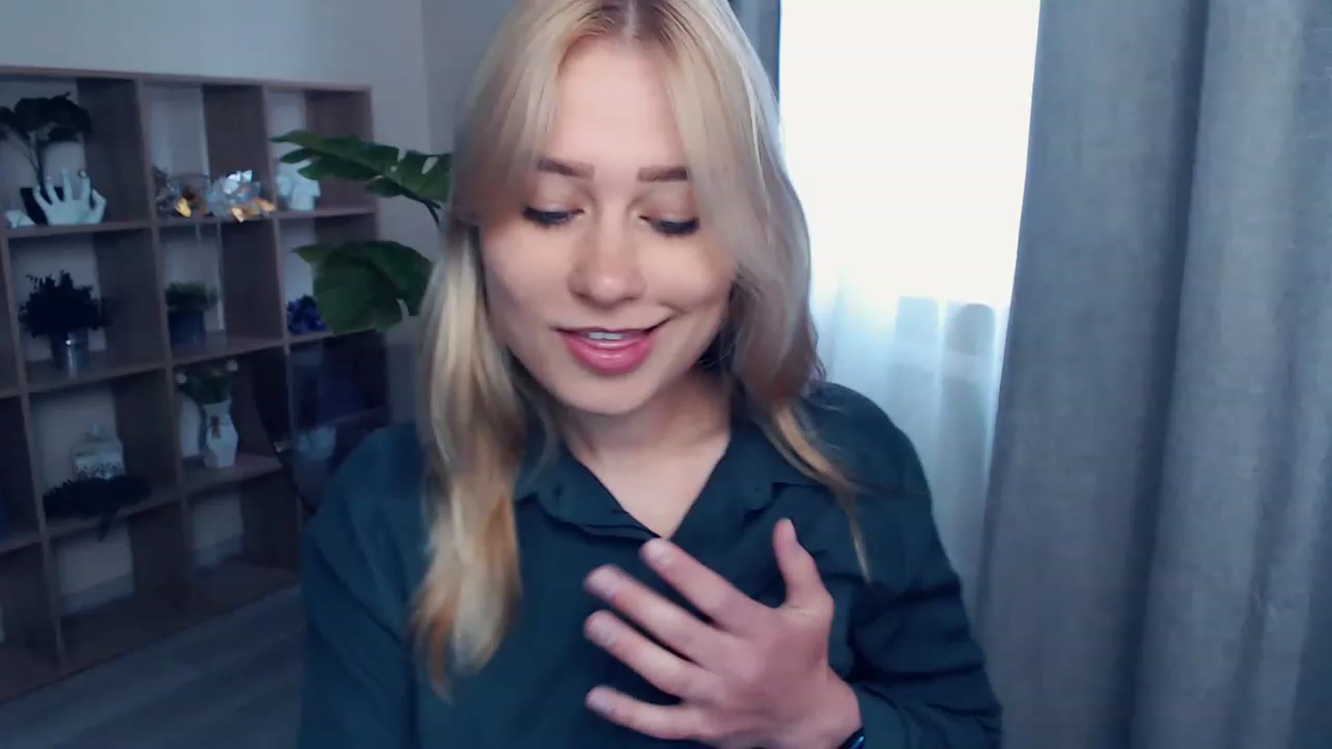 Gallery image thumbnail from Kukla_kolduna's myfreecams stream on, 06/12/2023, 15:21 image 10 of 20