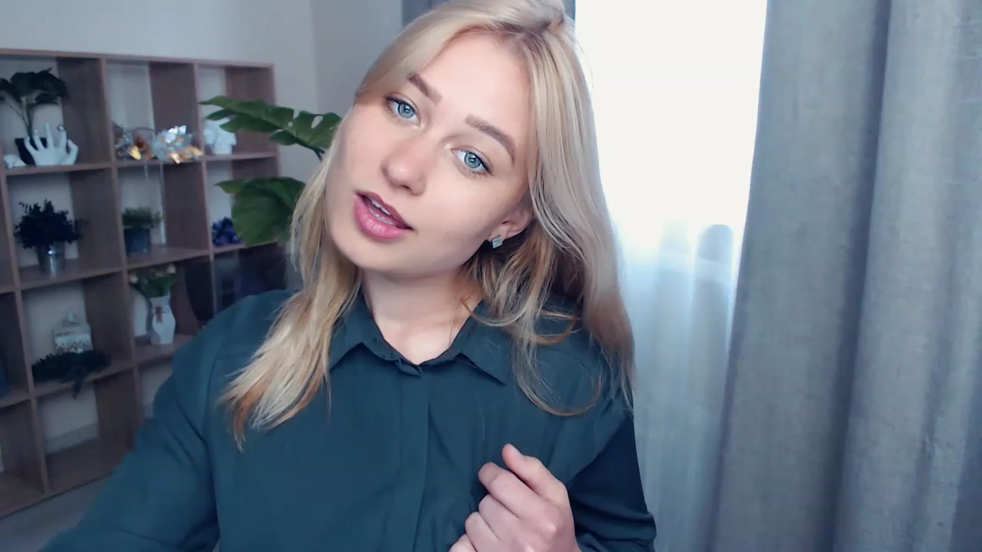 Gallery image thumbnail from Kukla_kolduna's myfreecams stream on, 06/12/2023, 15:21 image 8 of 20
