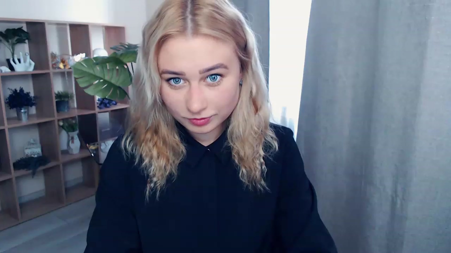 Gallery image thumbnail from Kukla_kolduna's myfreecams stream on, 06/15/2023, 15:11 image 8 of 20