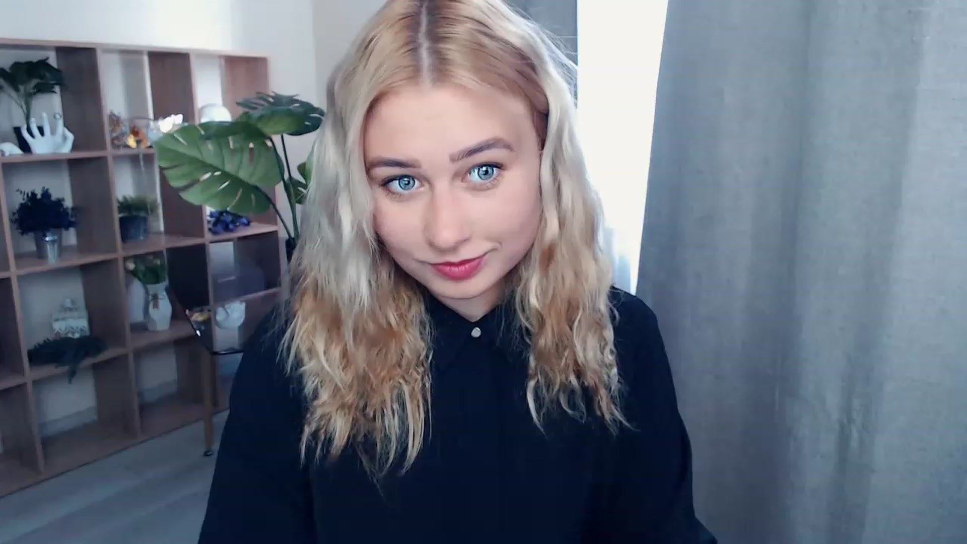 Gallery image thumbnail from Kukla_kolduna's myfreecams stream on, 06/15/2023, 15:11 image 12 of 20