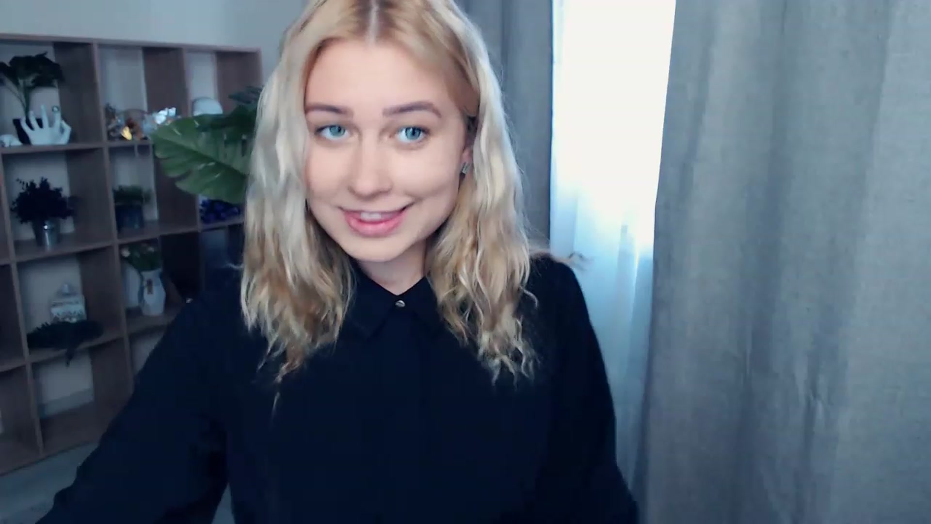 Gallery image thumbnail from Kukla_kolduna's myfreecams stream on, 06/15/2023, 17:07 image 13 of 20