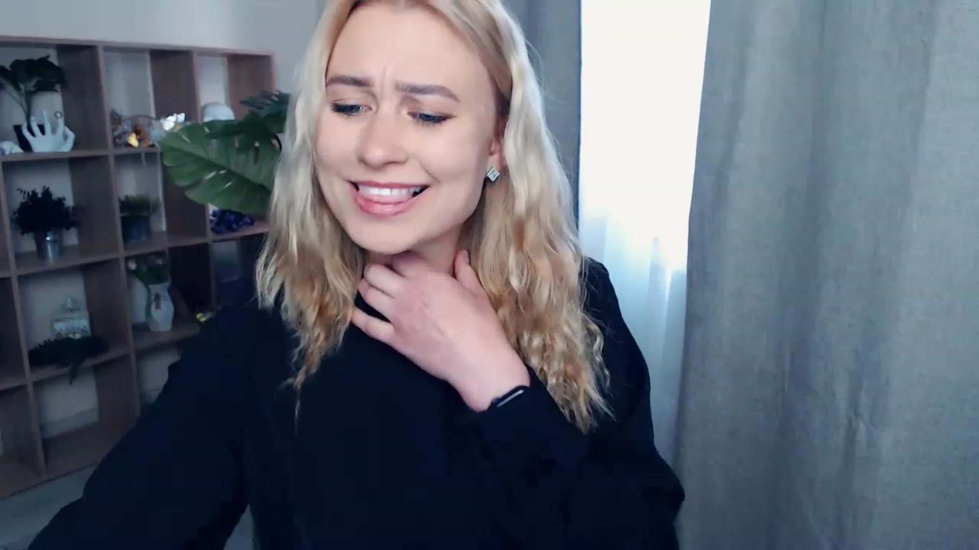 Gallery image thumbnail from Kukla_kolduna's myfreecams stream on, 06/15/2023, 17:07 image 11 of 20