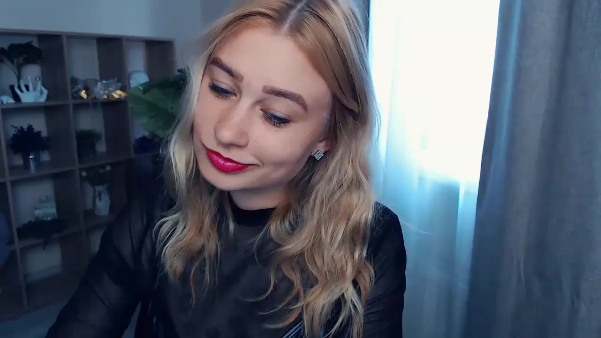 Gallery image thumbnail from Kukla_kolduna's myfreecams stream on, 06/18/2023, 16:26 image 10 of 20
