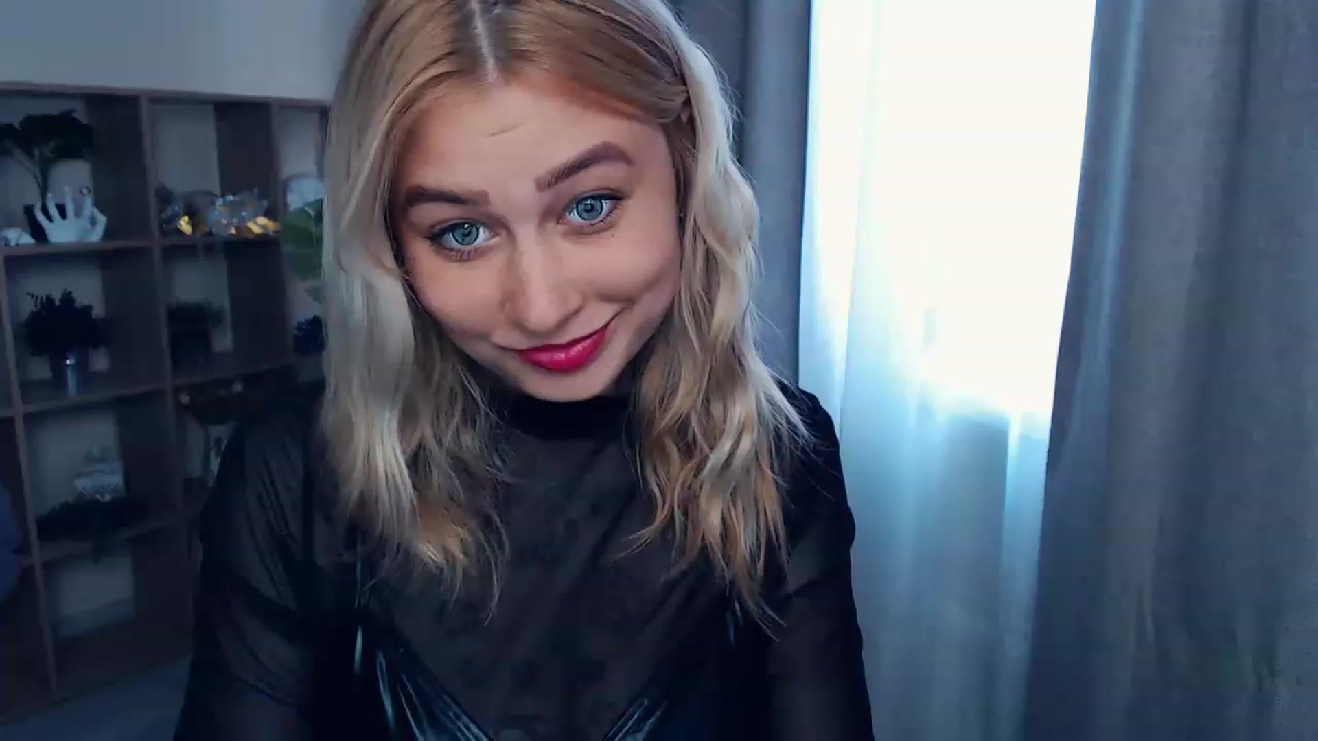 Gallery image thumbnail from Kukla_kolduna's myfreecams stream on, 06/18/2023, 16:26 image 16 of 20