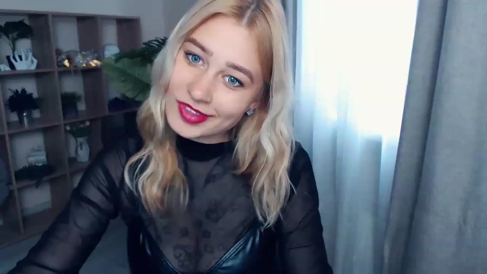 Gallery image thumbnail from Kukla_kolduna's myfreecams stream on, 06/18/2023, 17:31 image 7 of 20