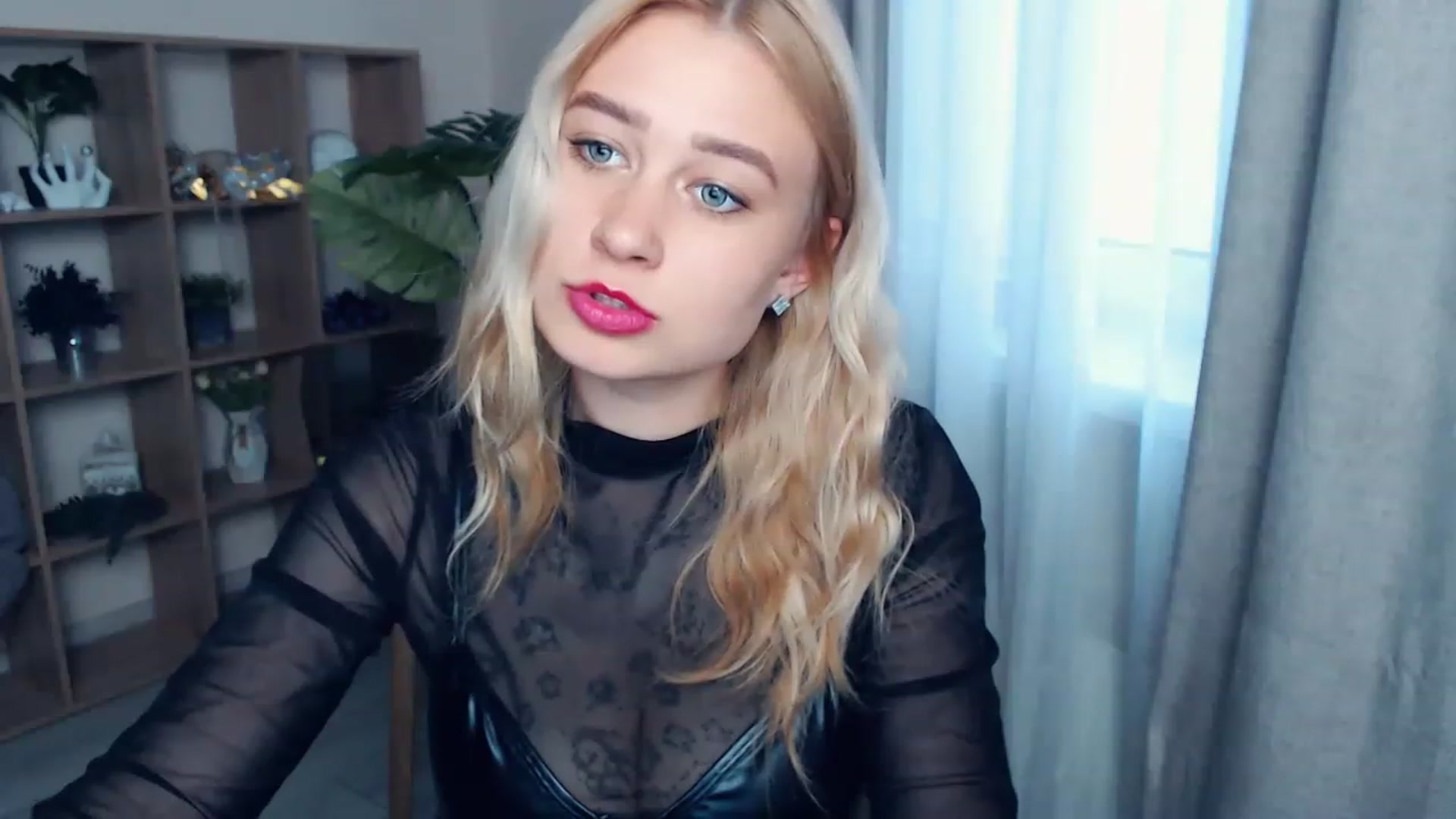 Gallery image thumbnail from Kukla_kolduna's myfreecams stream on, 06/18/2023, 17:53 image 9 of 20