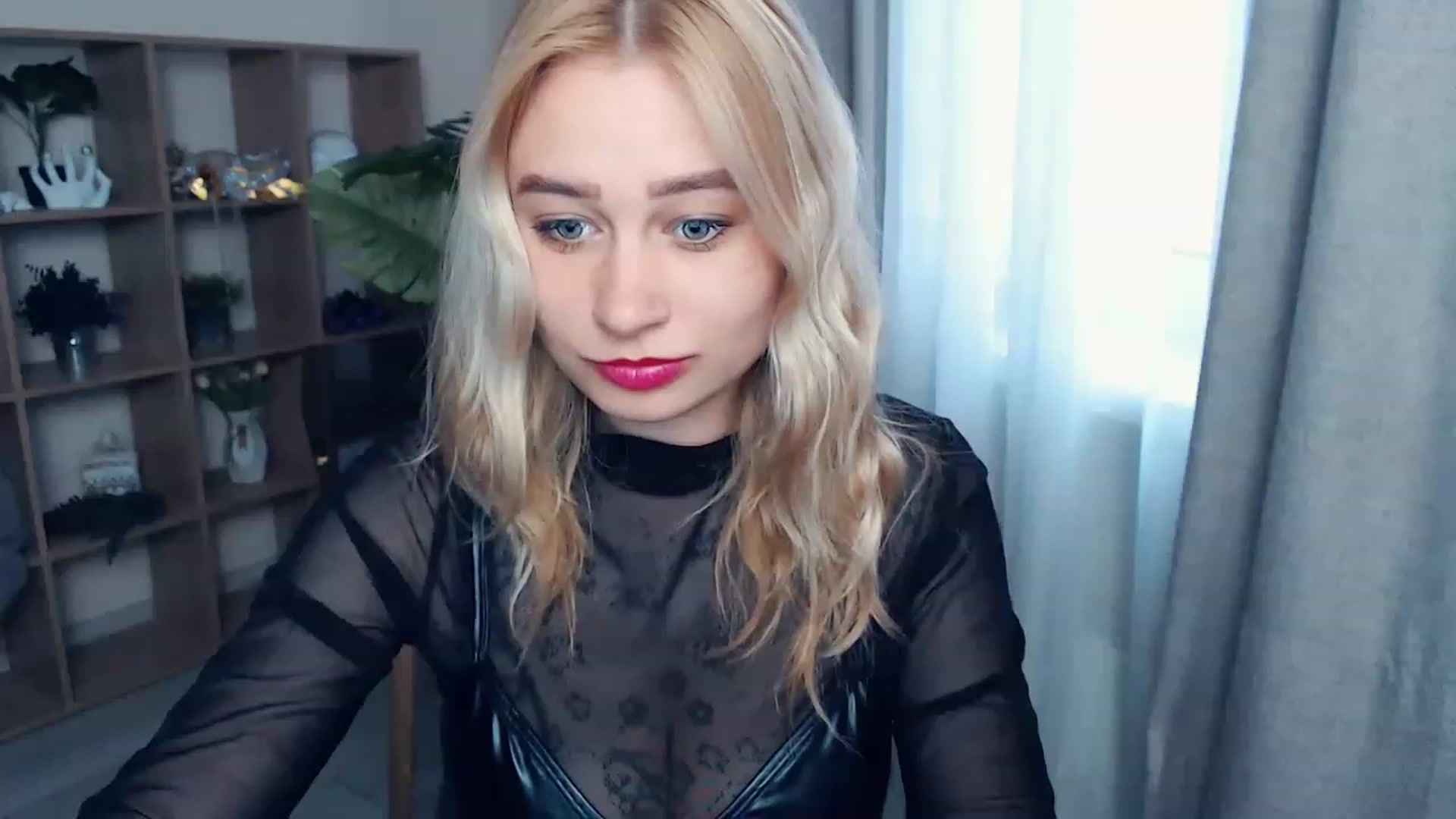 Gallery image thumbnail from Kukla_kolduna's myfreecams stream on, 06/18/2023, 17:53 image 1 of 20
