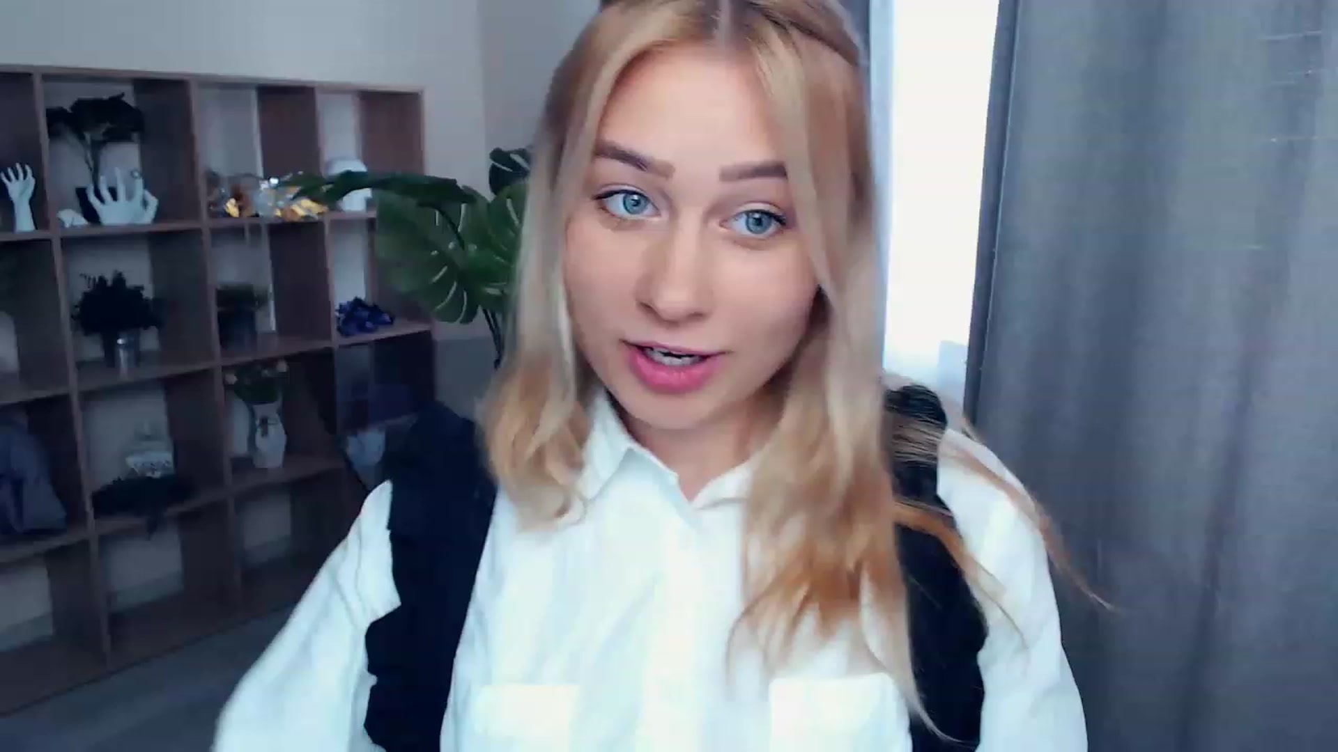 Gallery image thumbnail from Kukla_kolduna's myfreecams stream on, 06/26/2023, 11:24 image 18 of 20