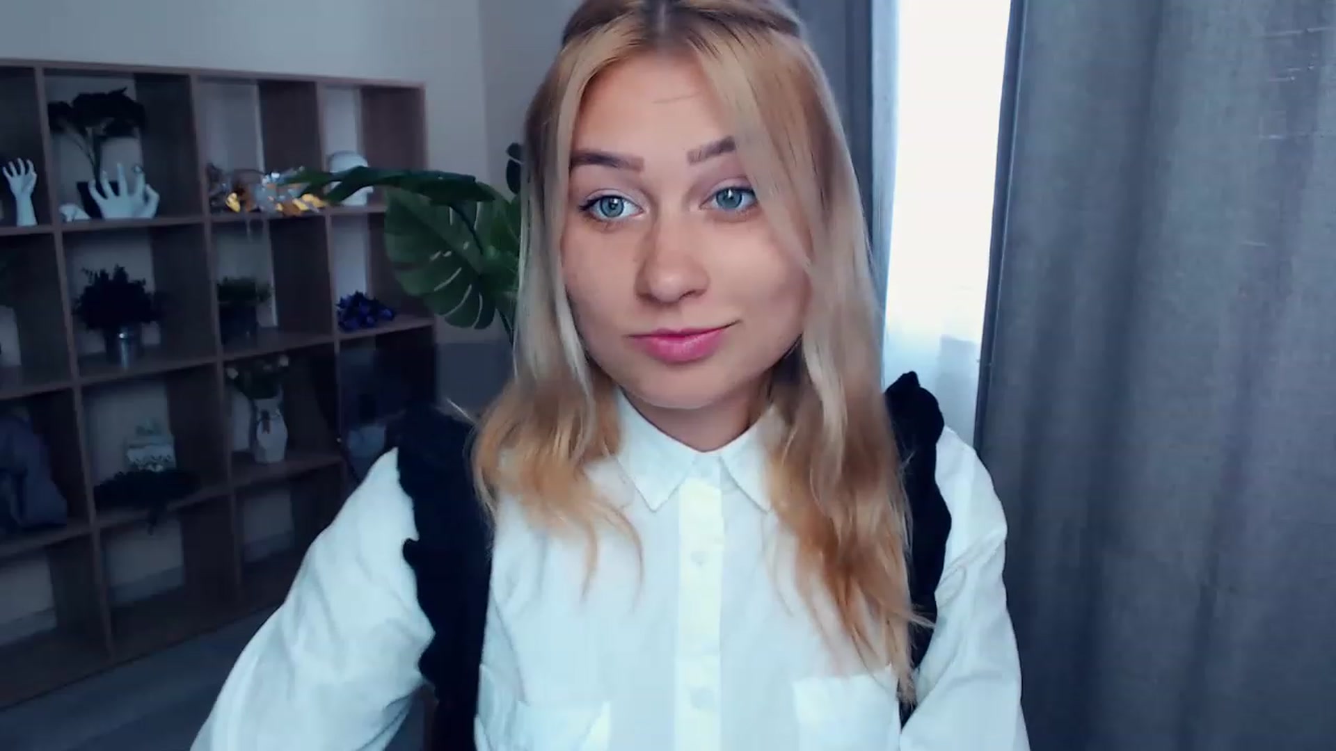 Gallery image thumbnail from Kukla_kolduna's myfreecams stream on, 06/26/2023, 11:24 image 3 of 20