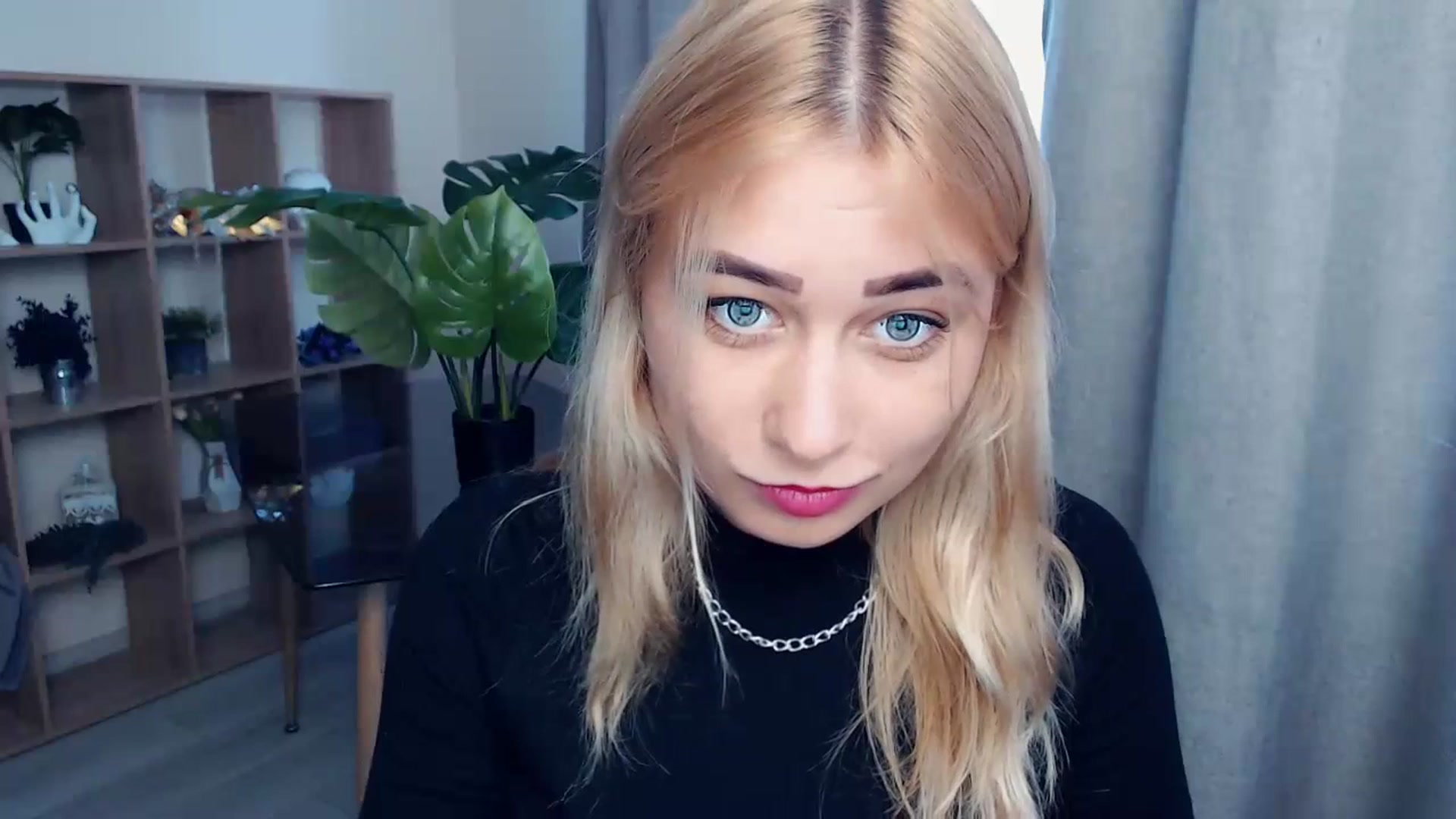 Gallery image thumbnail from Kukla_kolduna's myfreecams stream on, 06/29/2023, 14:24 image 13 of 20