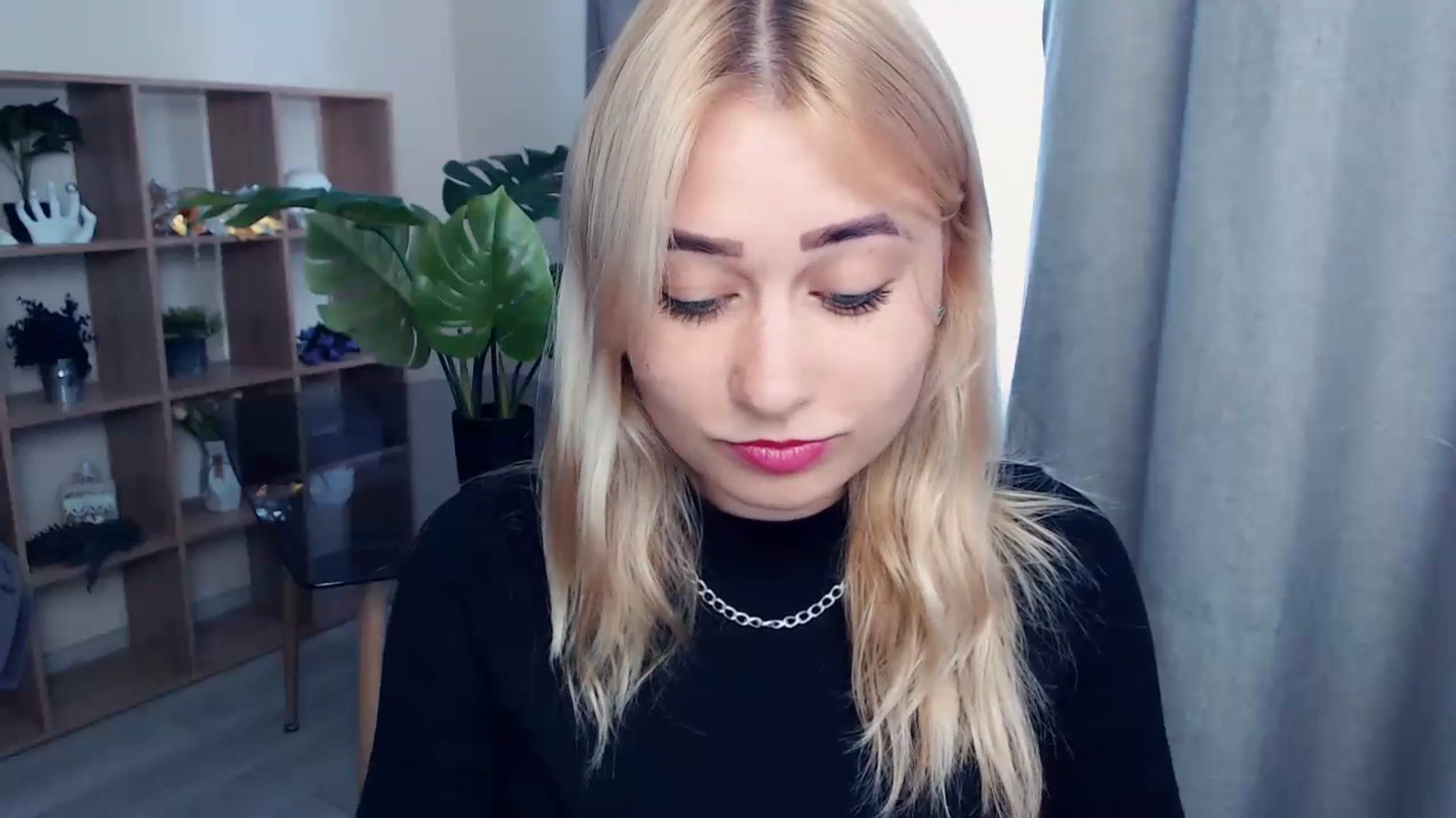 Gallery image thumbnail from Kukla_kolduna's myfreecams stream on, 06/29/2023, 14:24 image 4 of 20