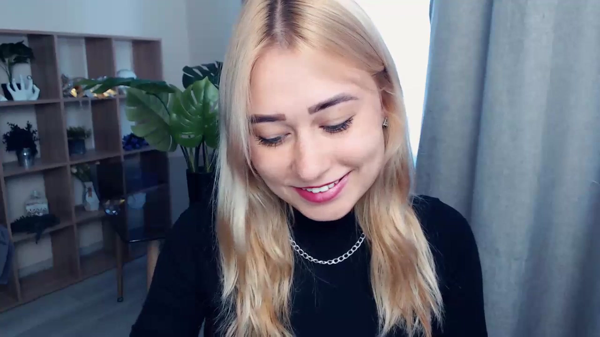 Gallery image thumbnail from Kukla_kolduna's myfreecams stream on, 06/29/2023, 14:24 image 16 of 20