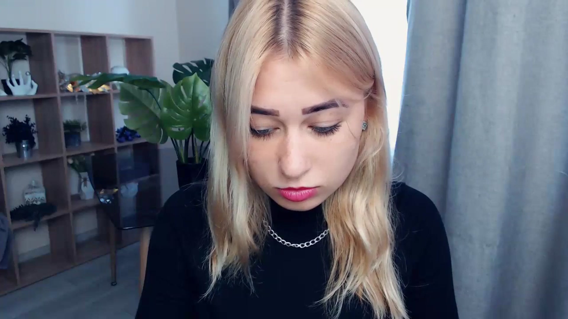 Gallery image thumbnail from Kukla_kolduna's myfreecams stream on, 06/29/2023, 14:24 image 6 of 20