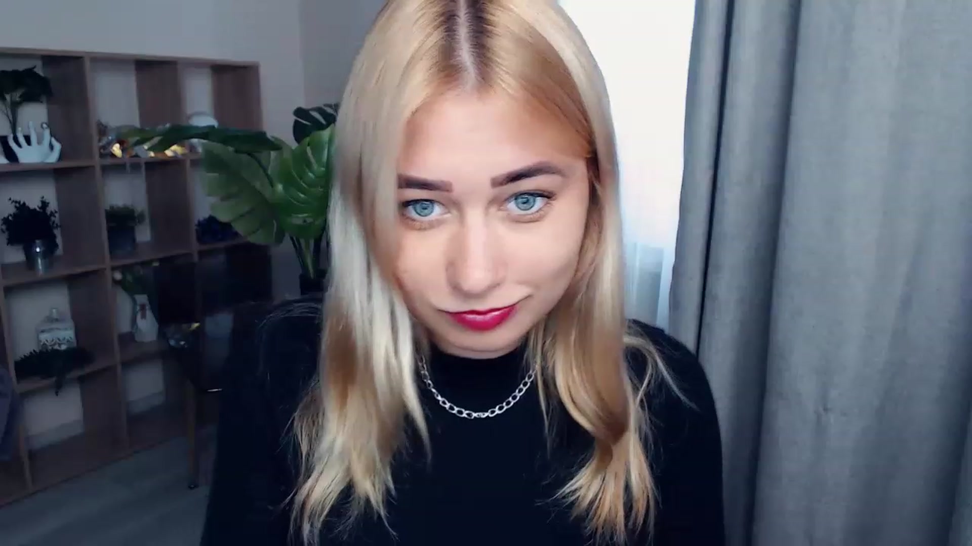 Gallery image thumbnail from Kukla_kolduna's myfreecams stream on, 06/29/2023, 17:01 image 2 of 20