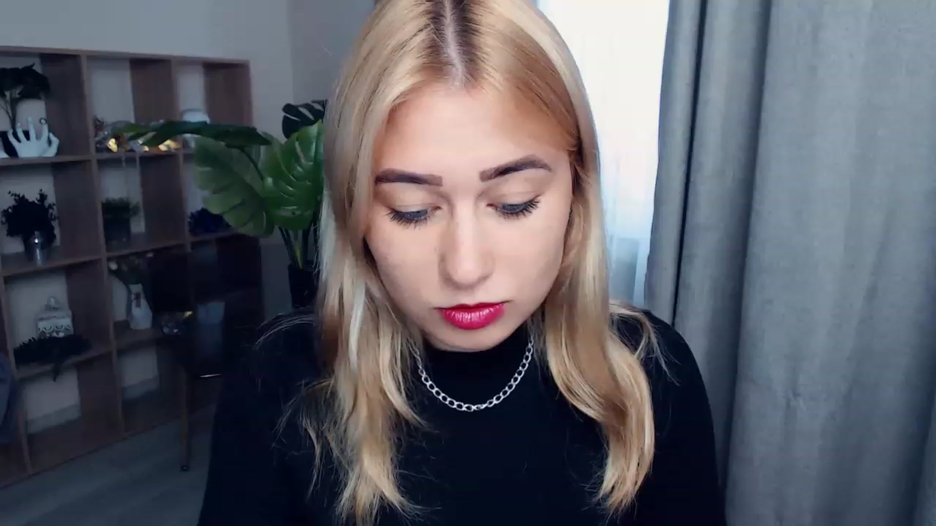 Gallery image thumbnail from Kukla_kolduna's myfreecams stream on, 06/29/2023, 17:01 image 1 of 20