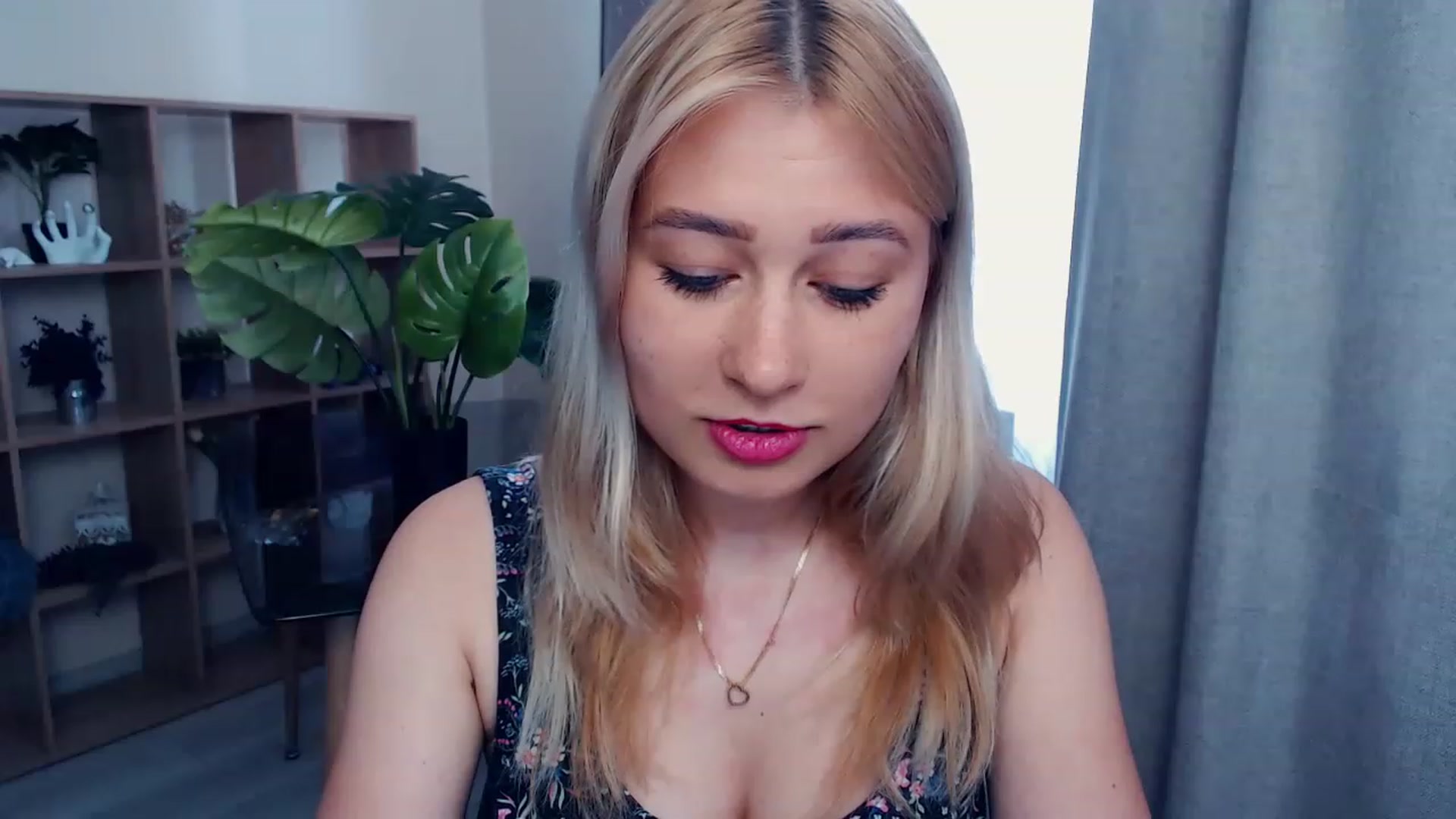Gallery image thumbnail from Kukla_kolduna's myfreecams stream on, 07/02/2023, 12:25 image 10 of 20