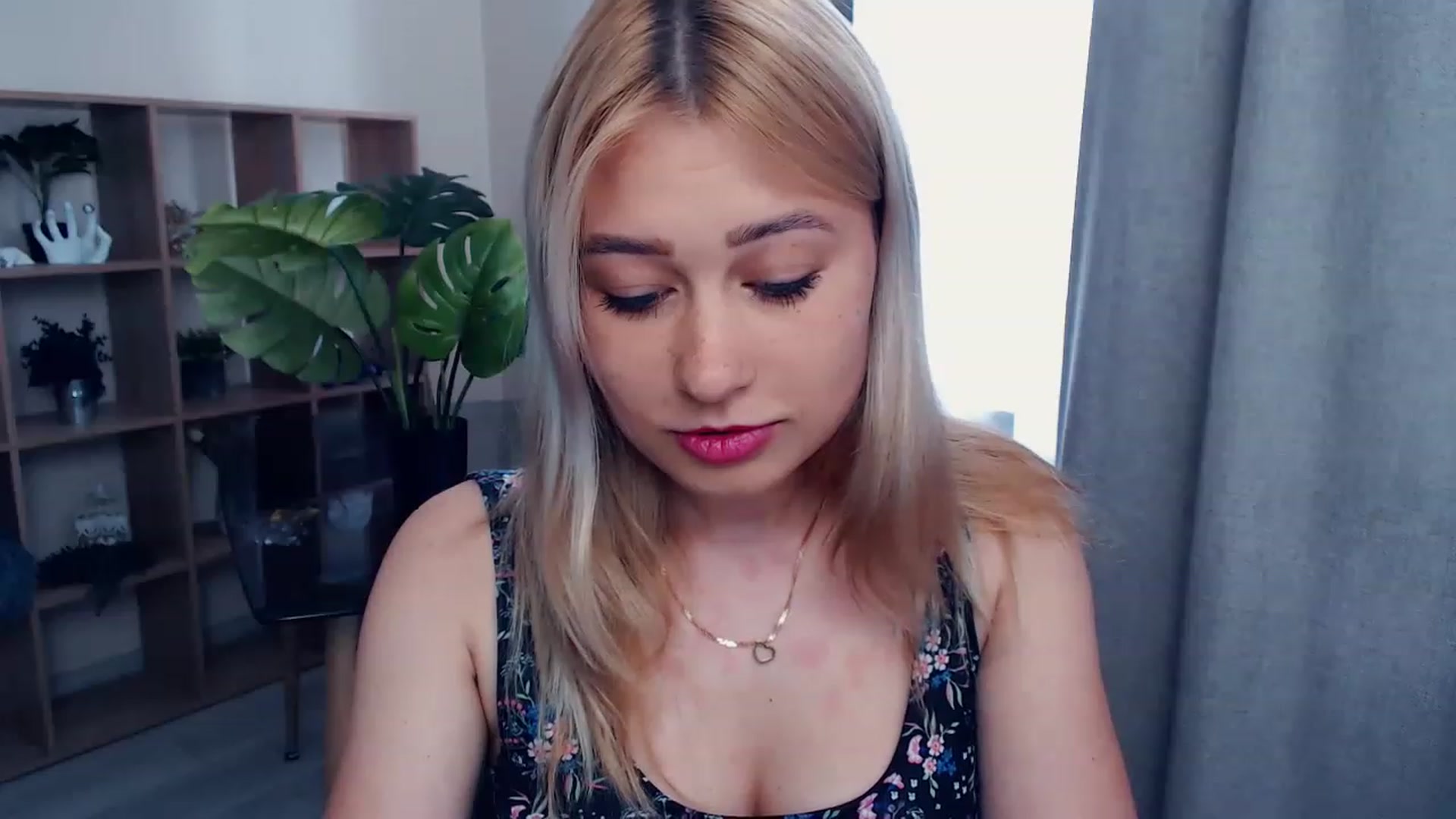 Gallery image thumbnail from Kukla_kolduna's myfreecams stream on, 07/02/2023, 12:25 image 16 of 20