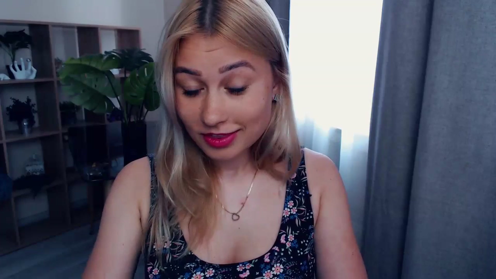 Gallery image thumbnail from Kukla_kolduna's myfreecams stream on, 07/02/2023, 13:31 image 2 of 20