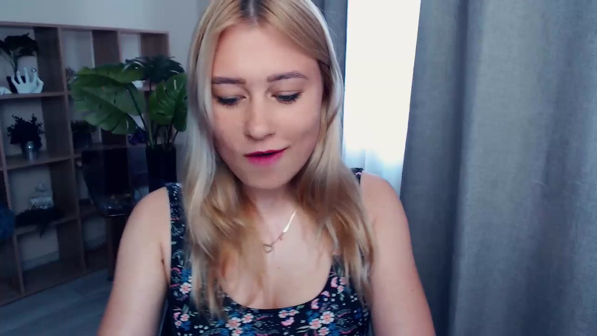 Gallery image thumbnail from Kukla_kolduna's myfreecams stream on, 07/02/2023, 13:31 image 17 of 20