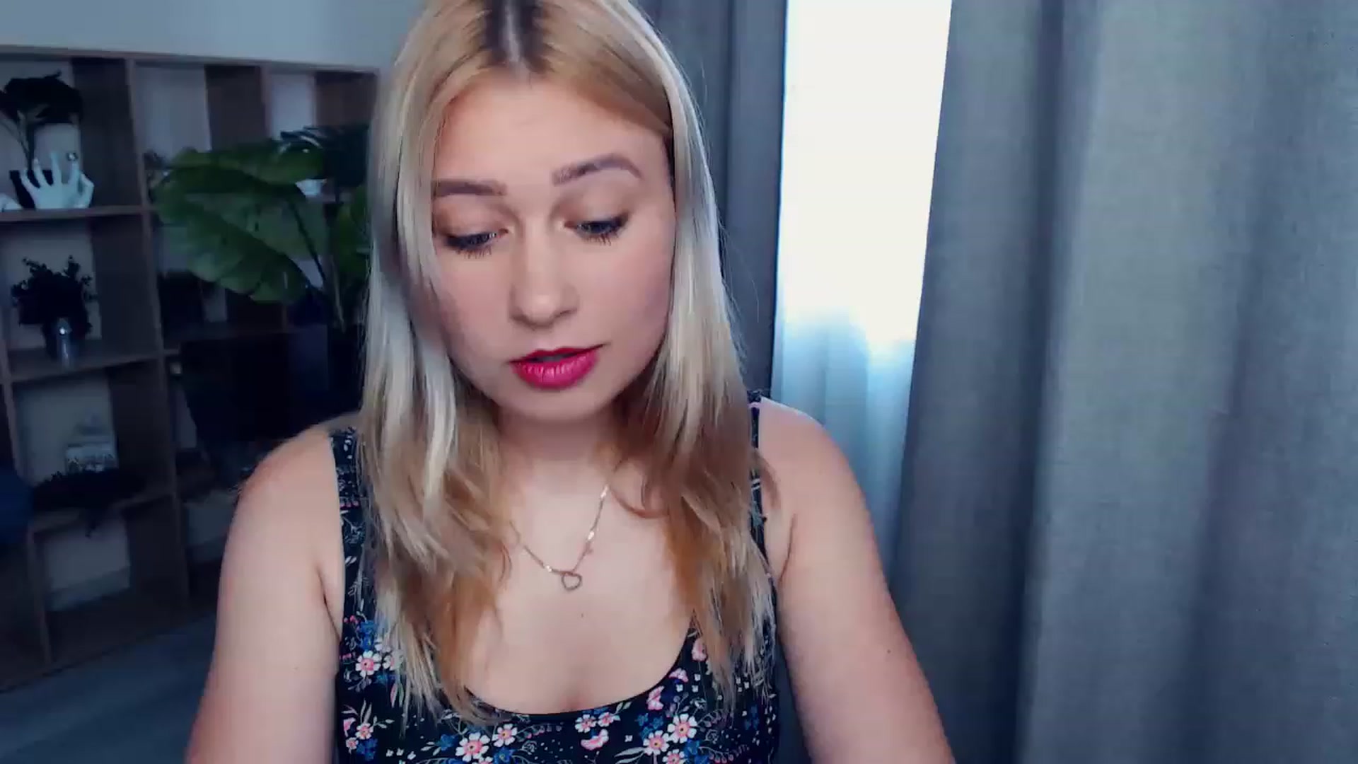 Gallery image thumbnail from Kukla_kolduna's myfreecams stream on, 07/02/2023, 15:12 image 13 of 20