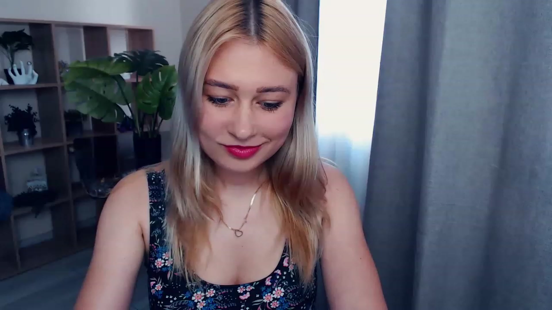 Gallery image thumbnail from Kukla_kolduna's myfreecams stream on, 07/02/2023, 15:12 image 14 of 20