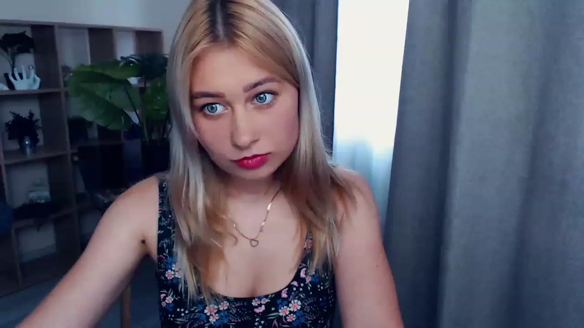 Gallery image thumbnail from Kukla_kolduna's myfreecams stream on, 07/02/2023, 15:12 image 15 of 20