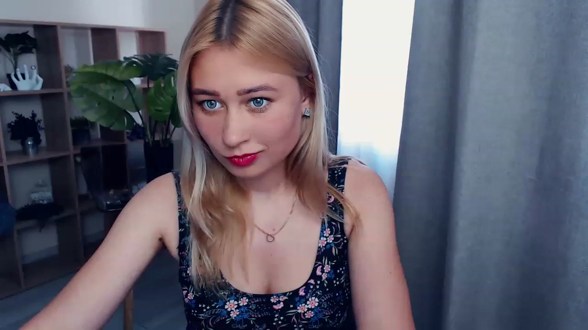 Gallery image thumbnail from Kukla_kolduna's myfreecams stream on, 07/02/2023, 15:12 image 4 of 20