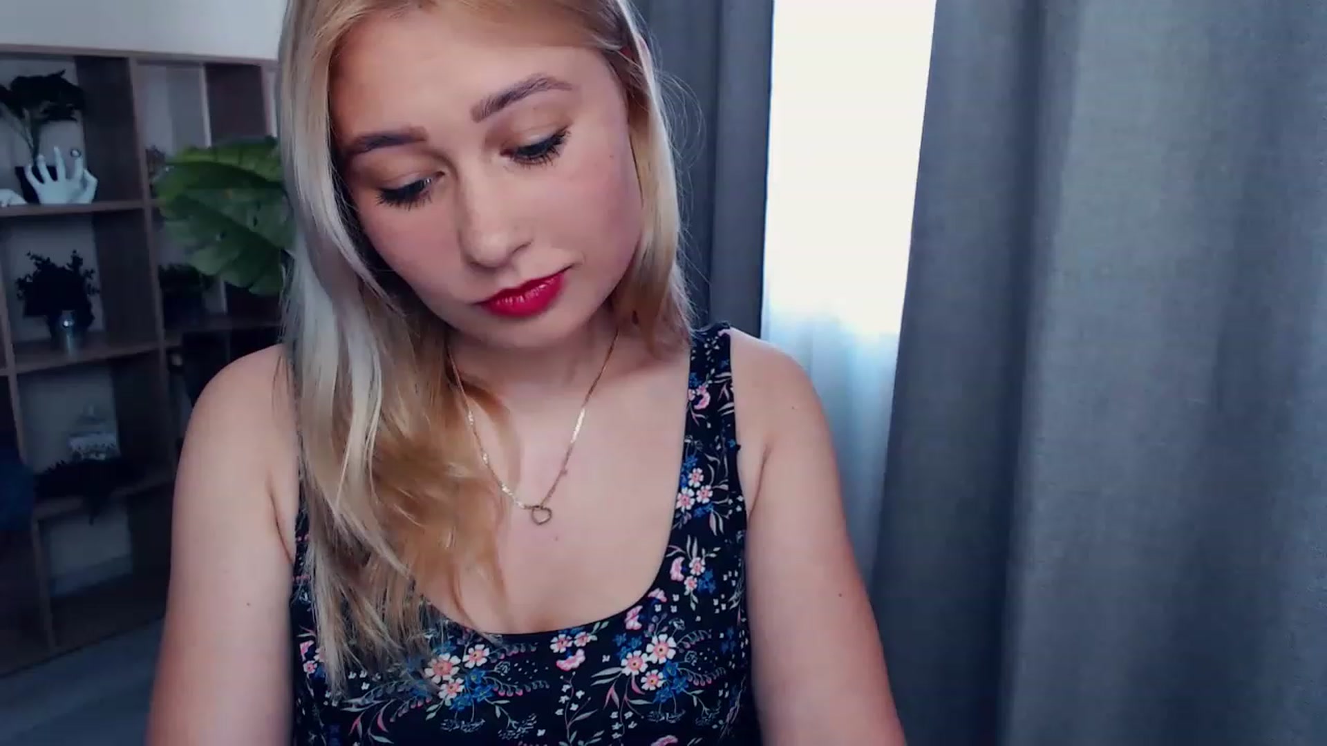 Gallery image thumbnail from Kukla_kolduna's myfreecams stream on, 07/02/2023, 15:12 image 5 of 20