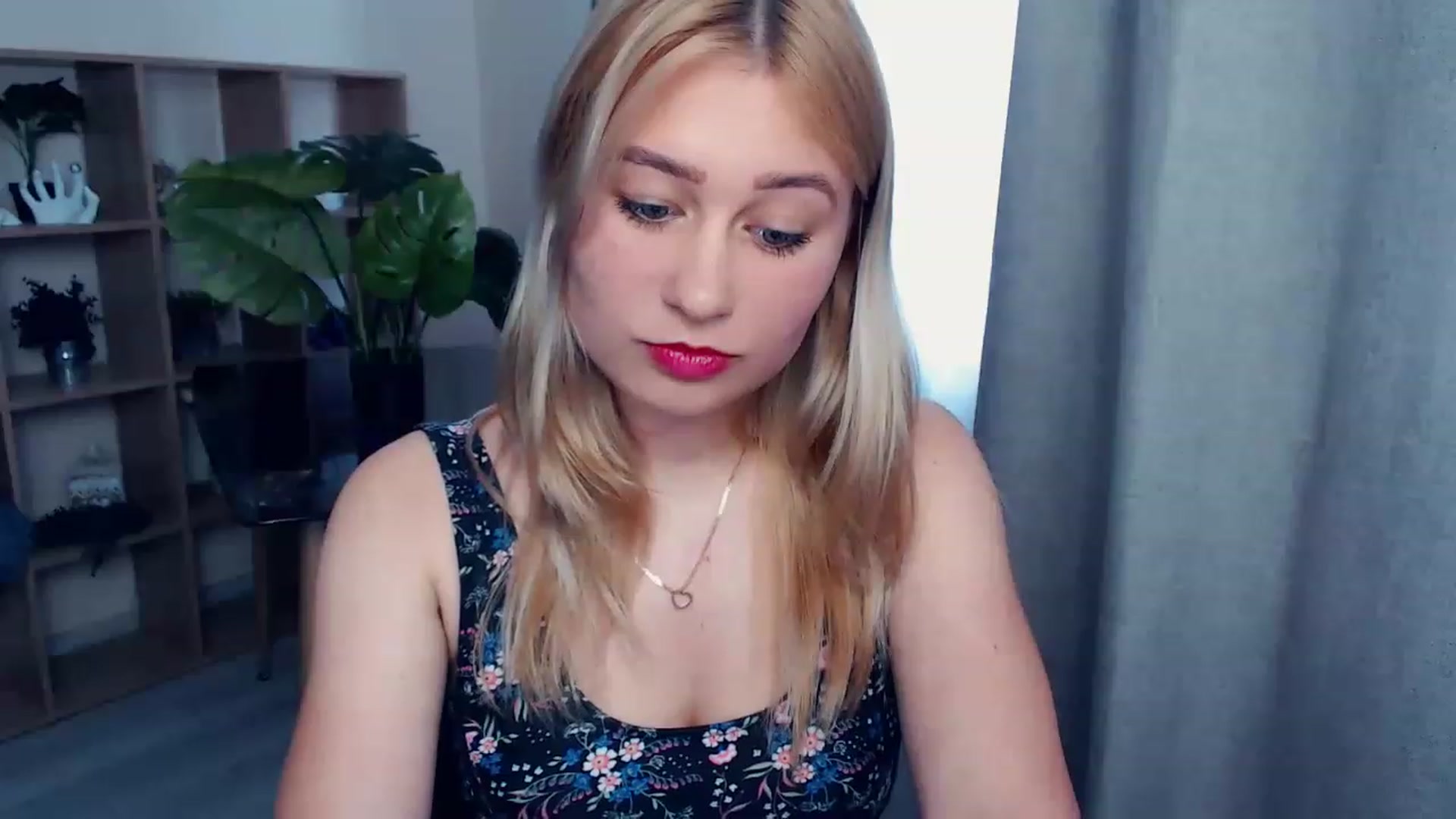 Gallery image thumbnail from Kukla_kolduna's myfreecams stream on, 07/02/2023, 15:12 image 8 of 20